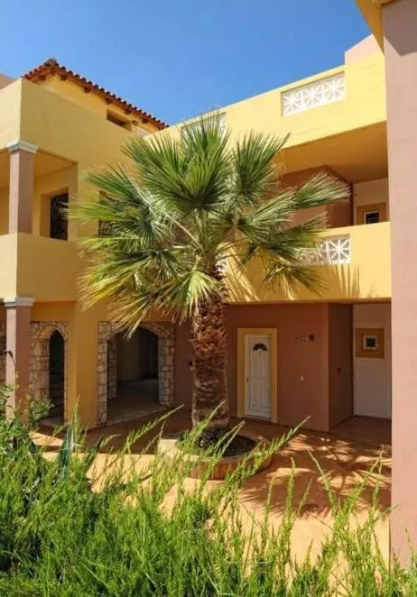 Facade/entrance in Frixos Hotel