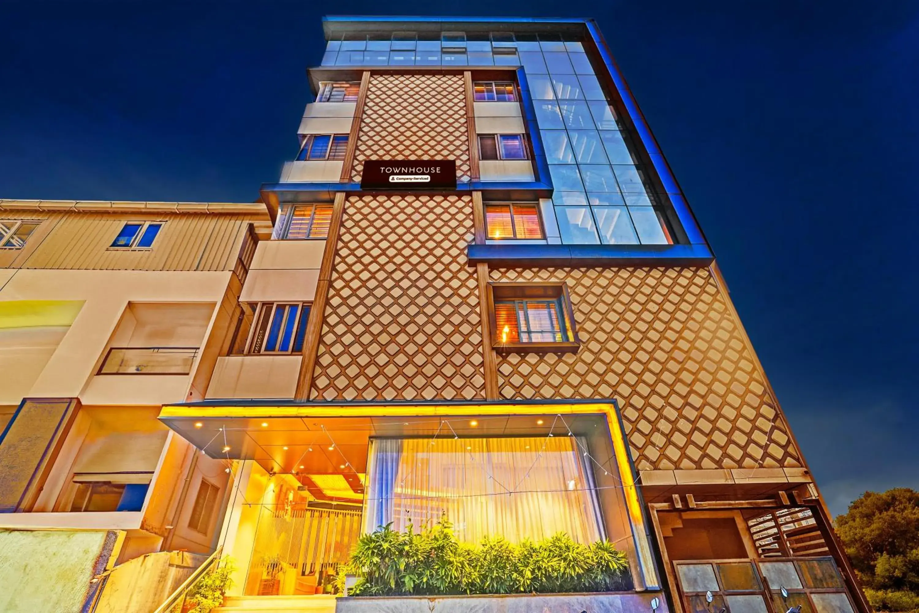 Facade/entrance in Townhouse Indiranagar Formerly Leela Park Domlur Facade/entrance in Townhouse Indiranagar Formerly Leela Park Domlur