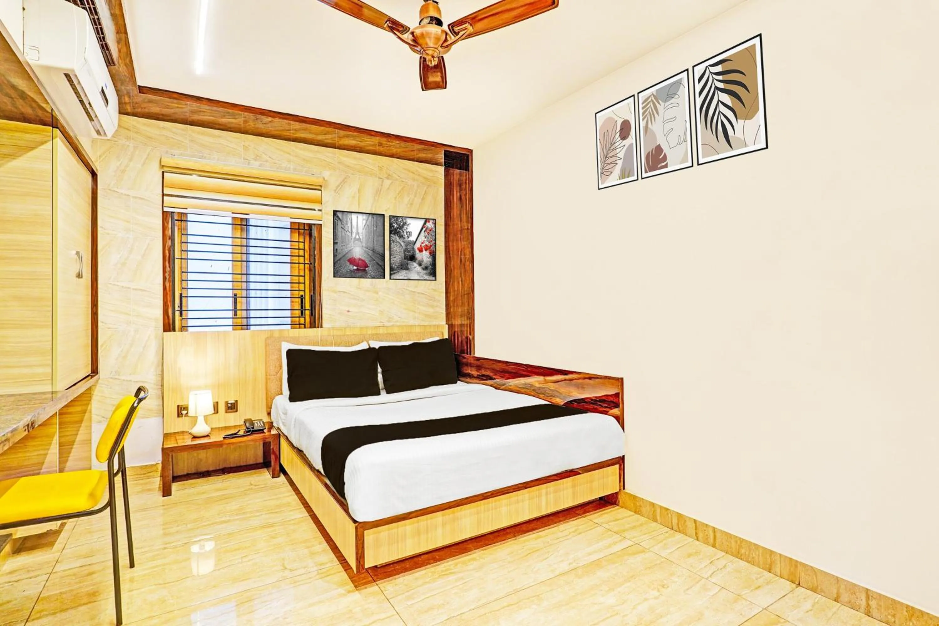 Bedroom, Bed in Super Townhouse Indiranagar Formerly Leela Park Domlur
