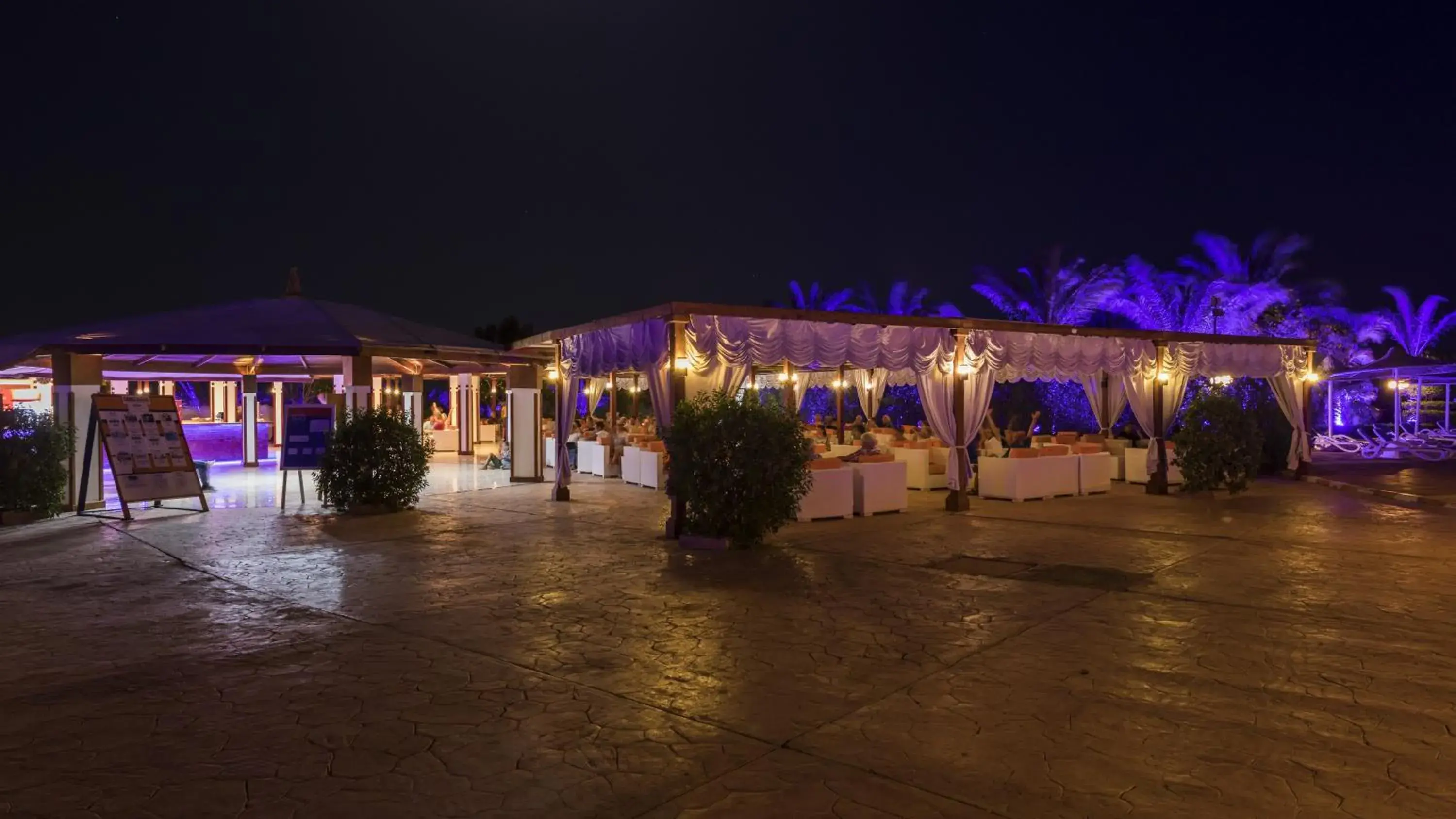 Lounge or bar in Fantazia Resort Marsa Alam Lounge or bar in Fantazia Resort Marsa Alam