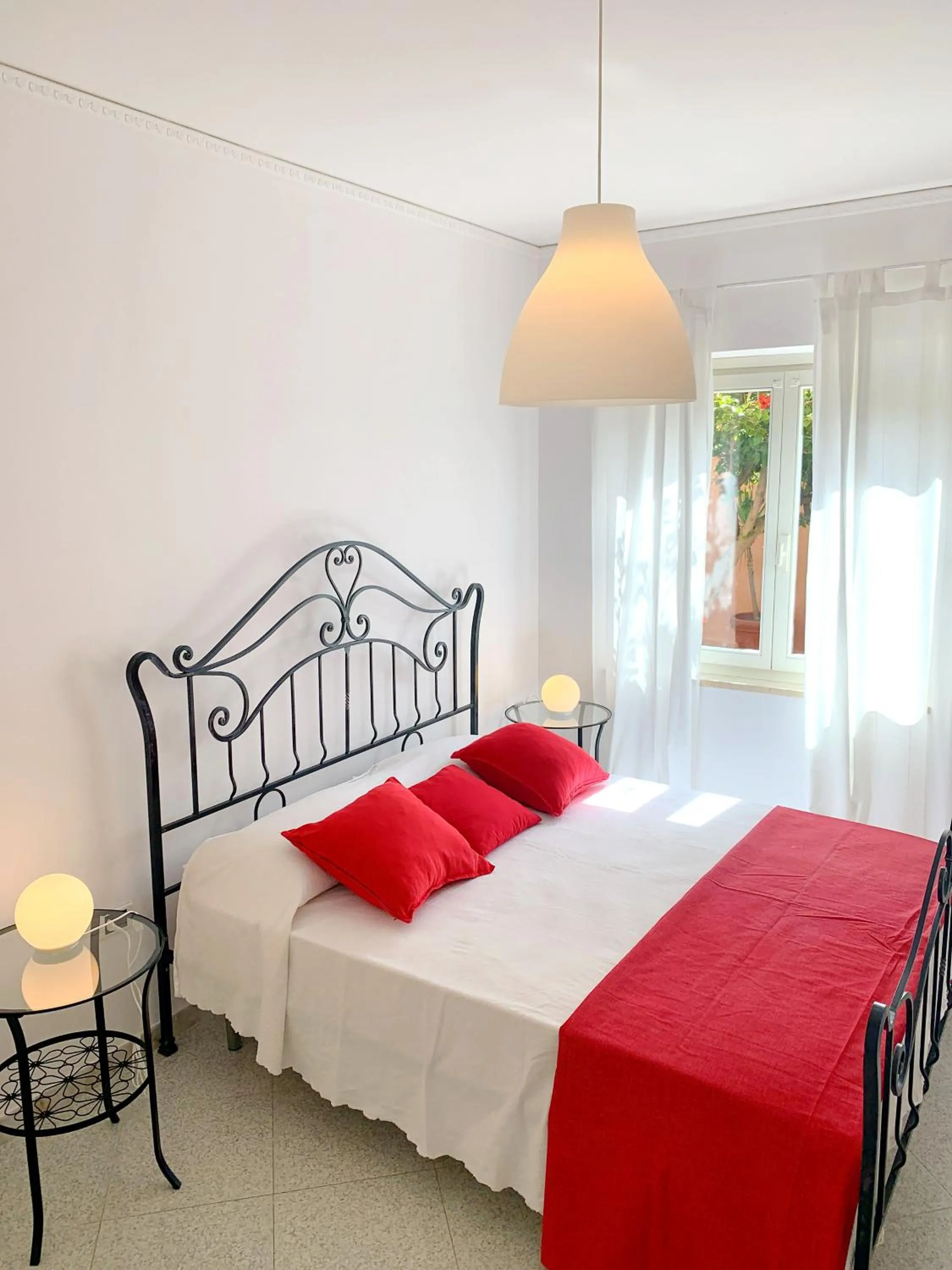 Bedroom, Bed in Piana Apartment