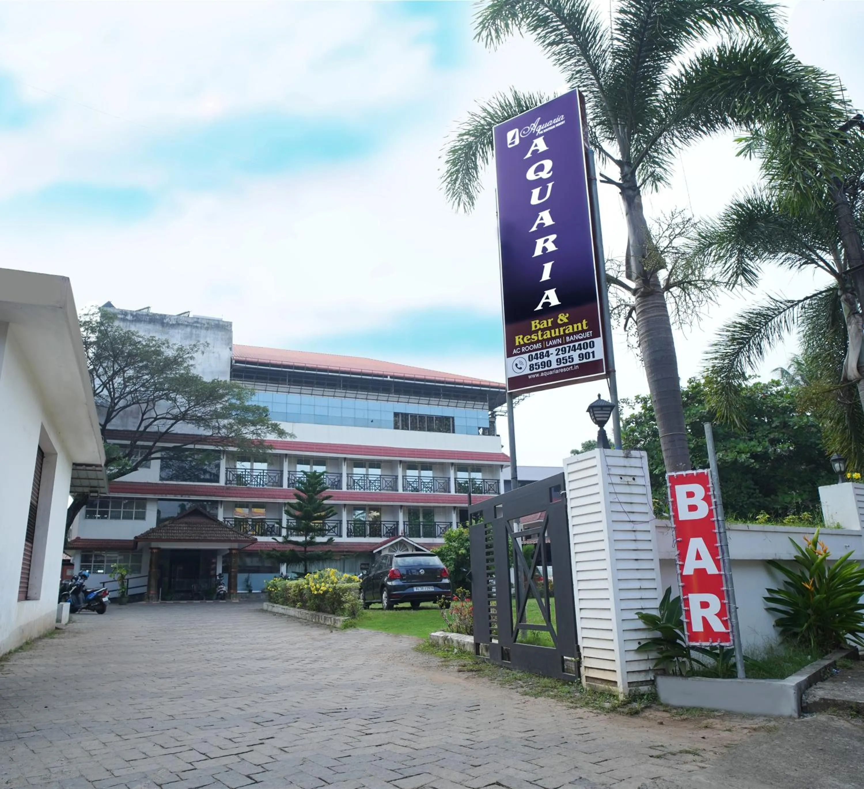 Facade/entrance in AQUARIA THE BOUTIQUE RESORT