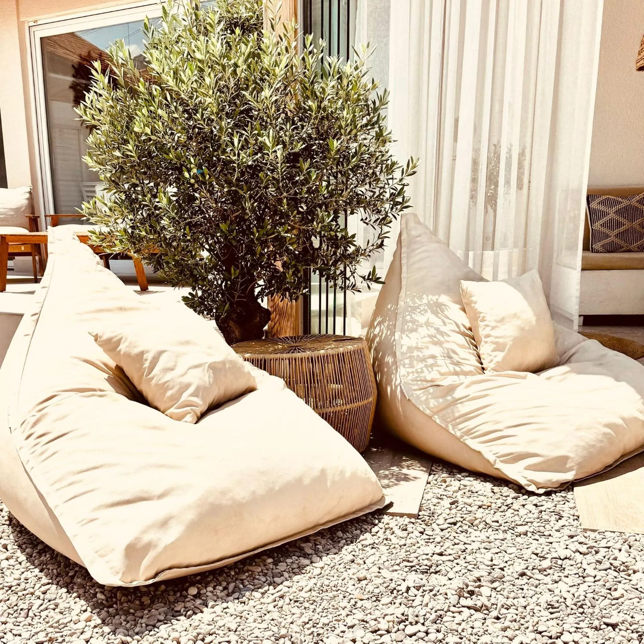 Garden in City Apartment One