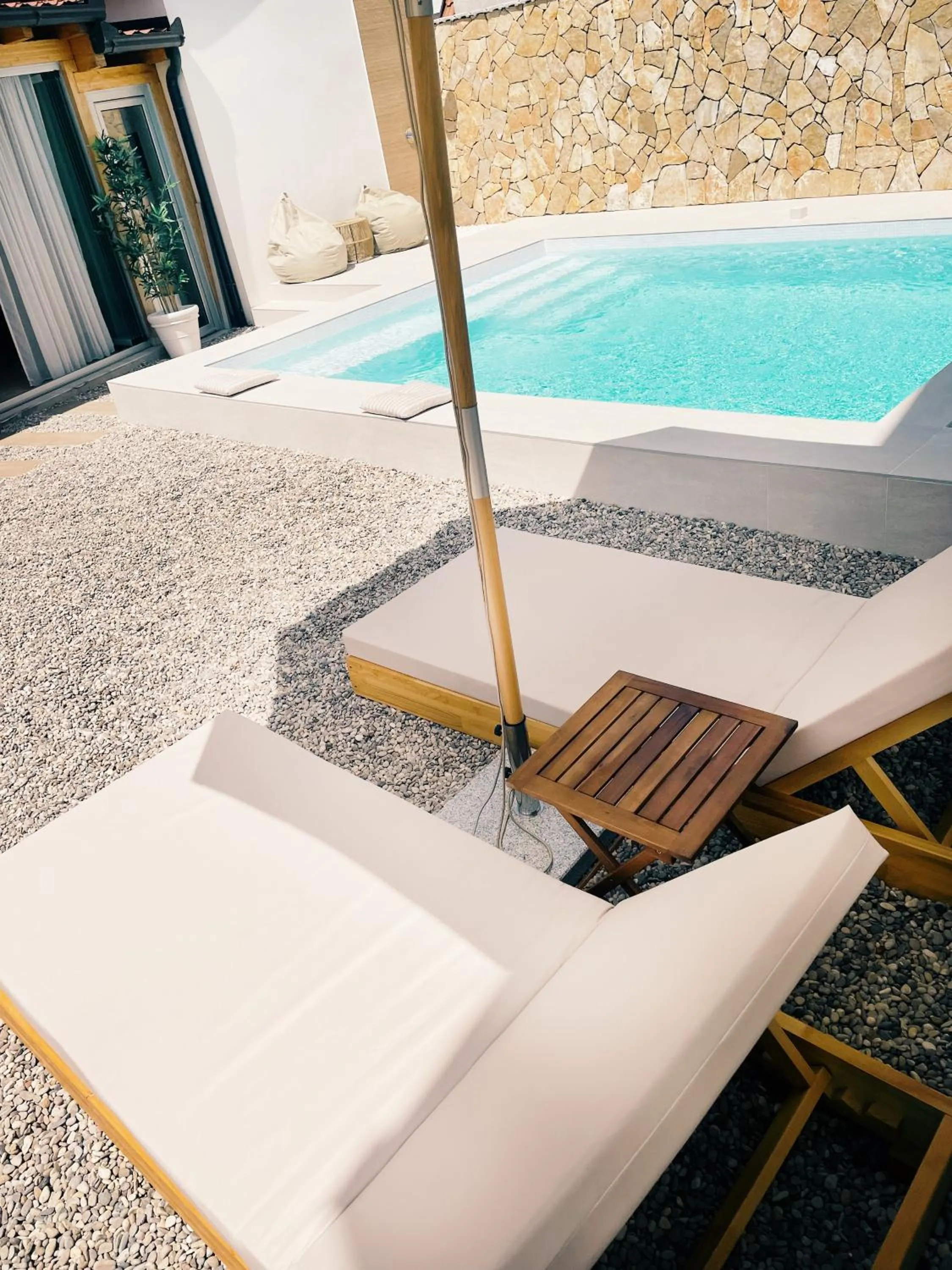 Swimming pool in City Apartment One