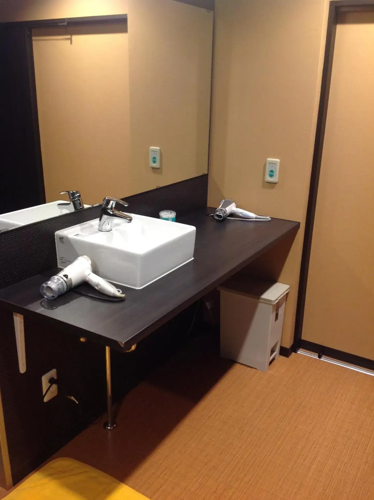 Bathroom in Hotel 1-2-3 Shimada Bathroom in Hotel 1-2-3 Shimada