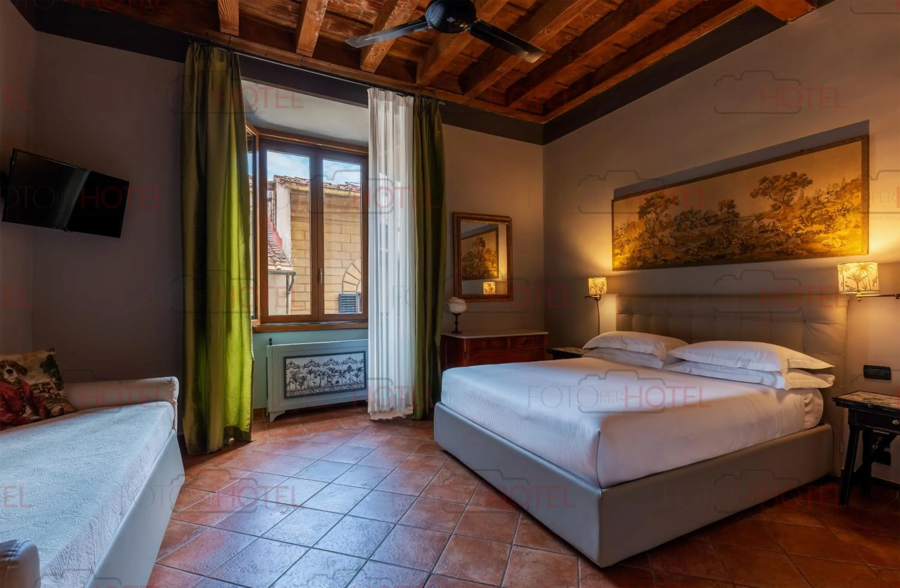 Bed in Antica Dimora De' Benci