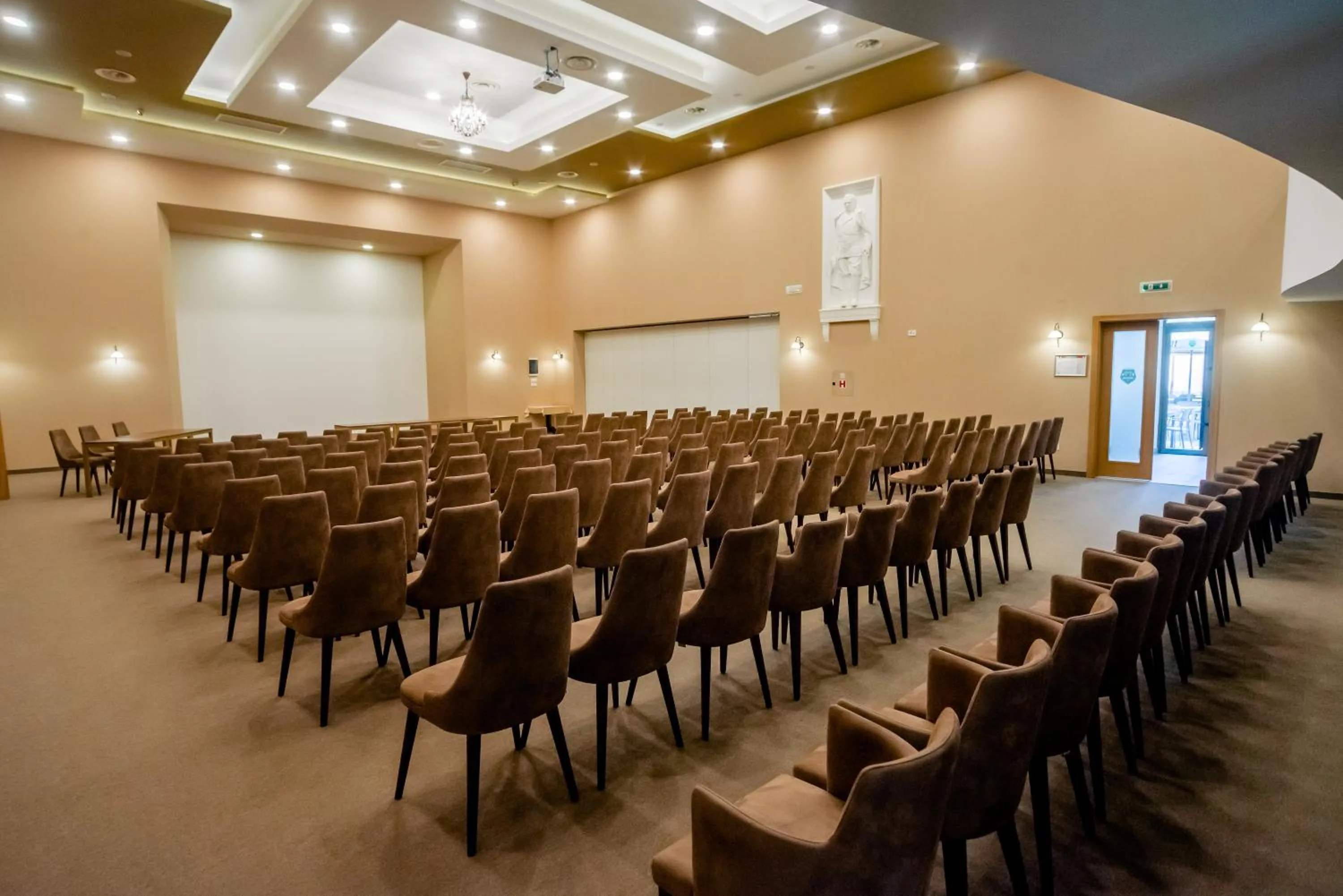 Meeting/conference room in Miznah Hotels & Resorts