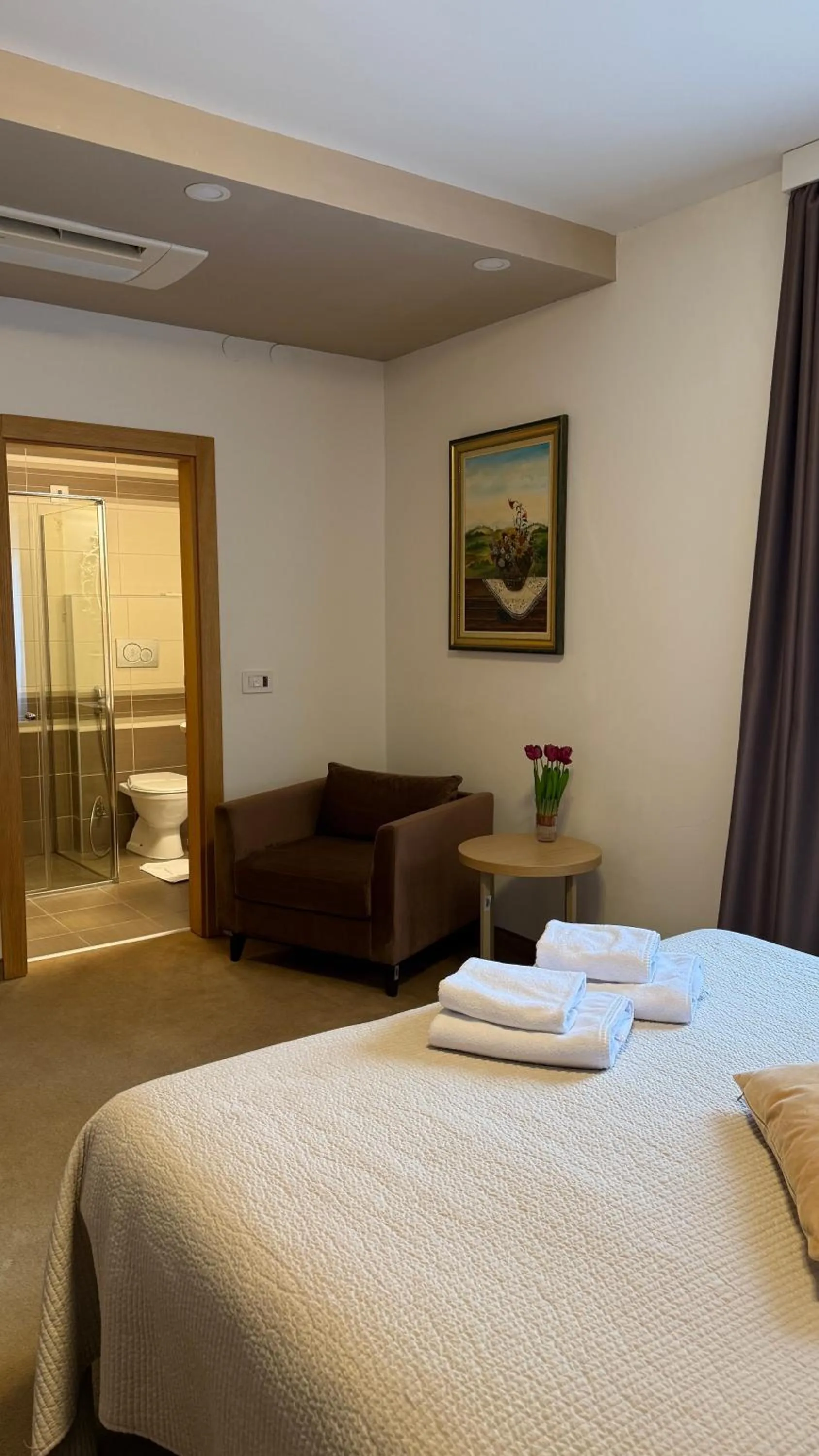 Bedroom in Miznah Hotels & Resorts