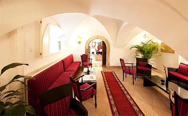 Lobby or reception in Hotel Schloss Wilkinghege Lobby or reception in Hotel Schloss Wilkinghege