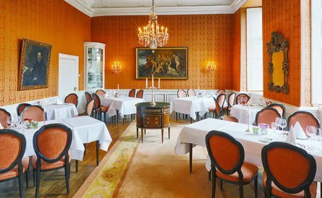 Restaurant/places to eat in Hotel Schloss Wilkinghege