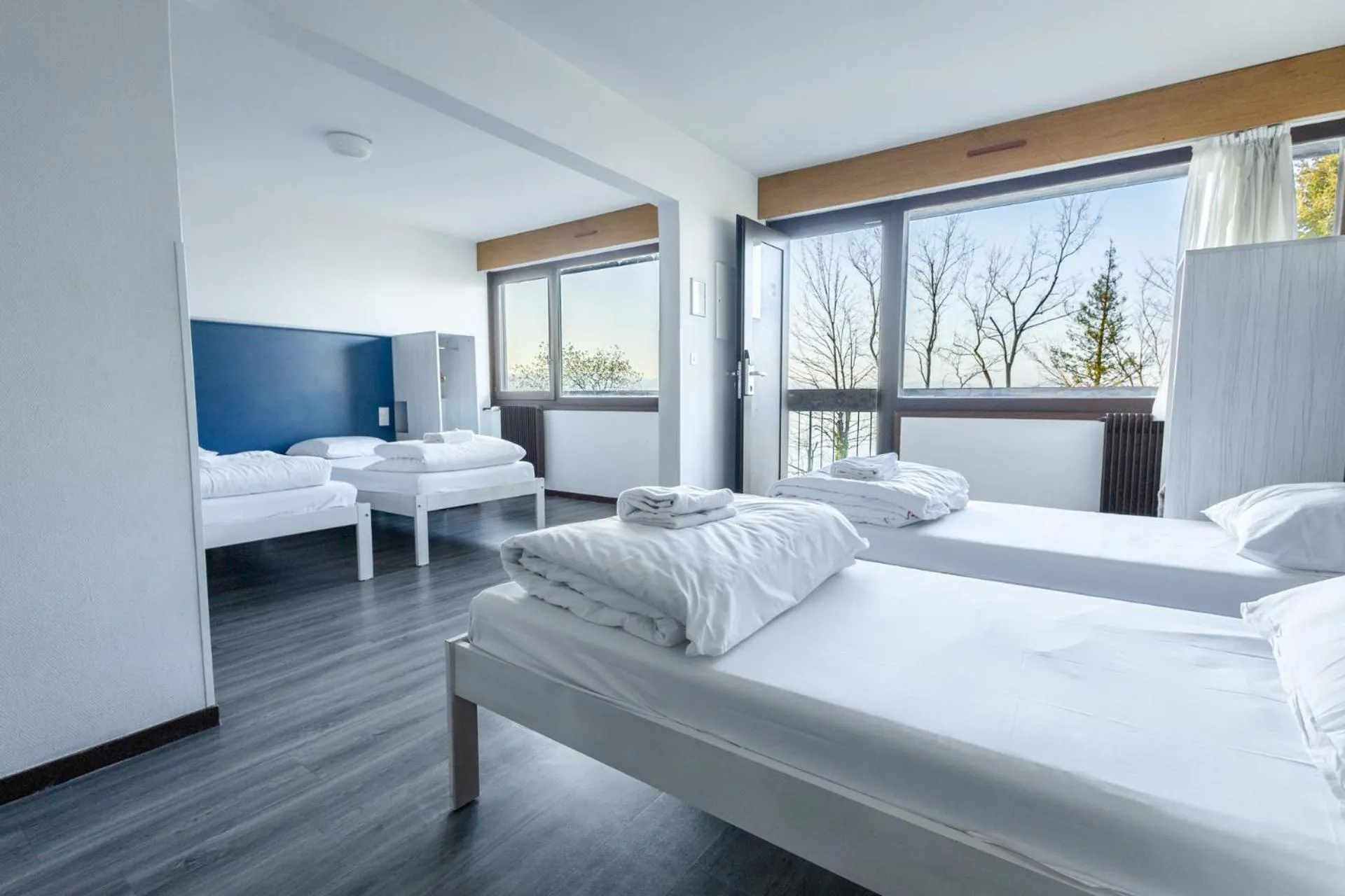 Bed in Côté Lac Hostel Evian