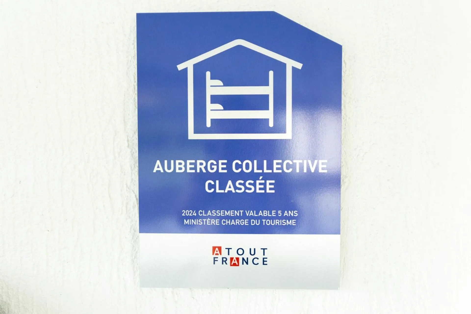 Logo/Certificate/Sign in Côté Lac Hostel Evian