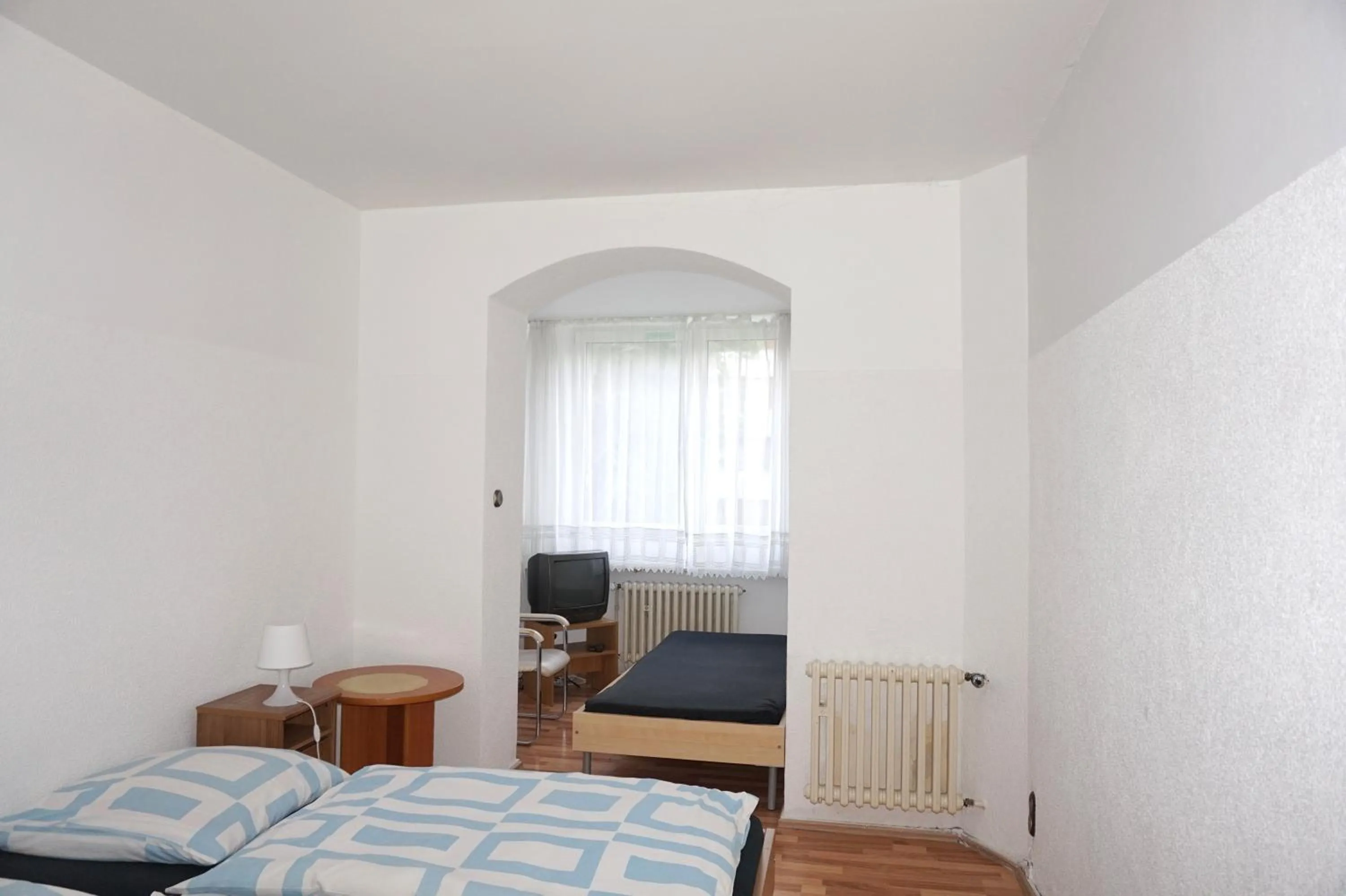 Photo of the whole room, Bed in Artus Hotel