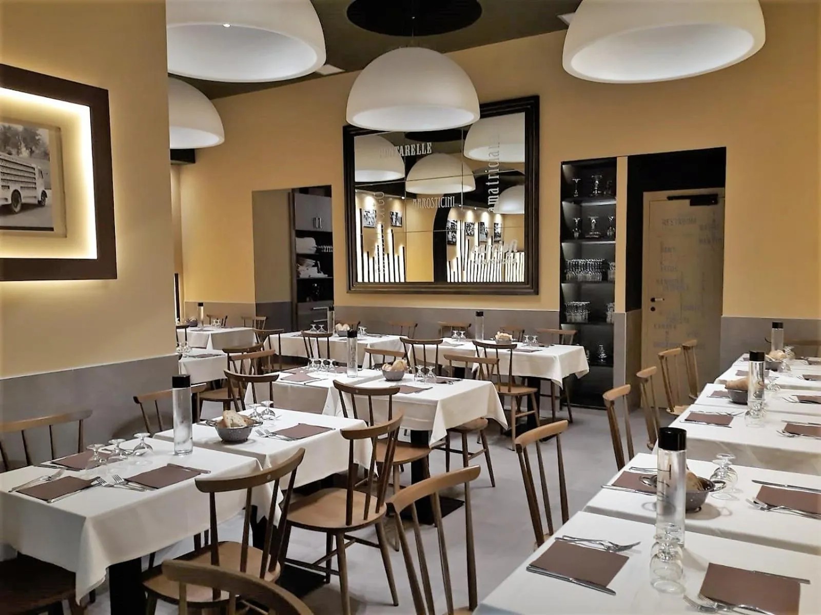 Restaurant/places to eat in Freedom Love B&B