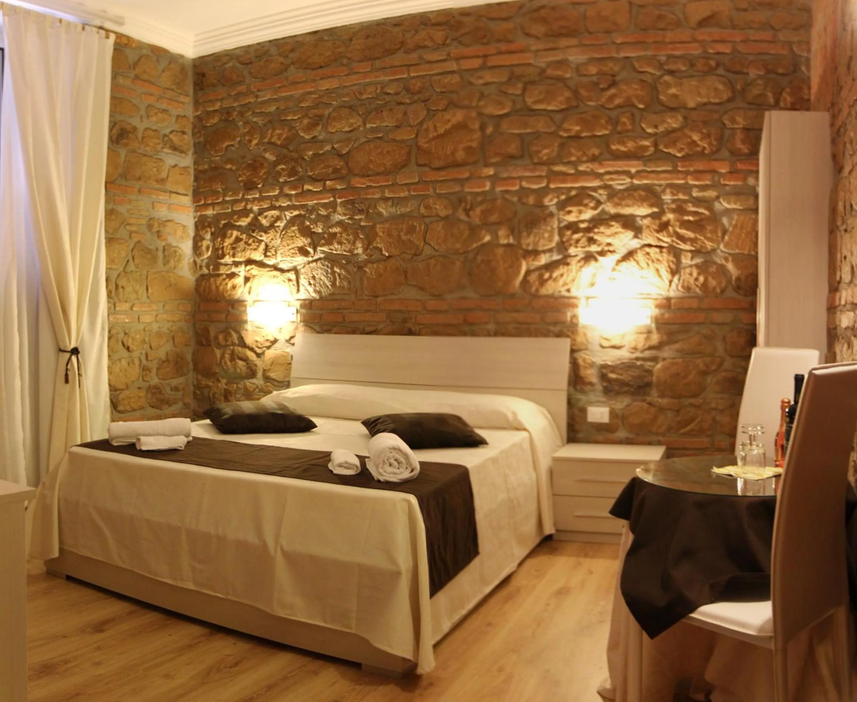 Bed in Freedom Love B&B