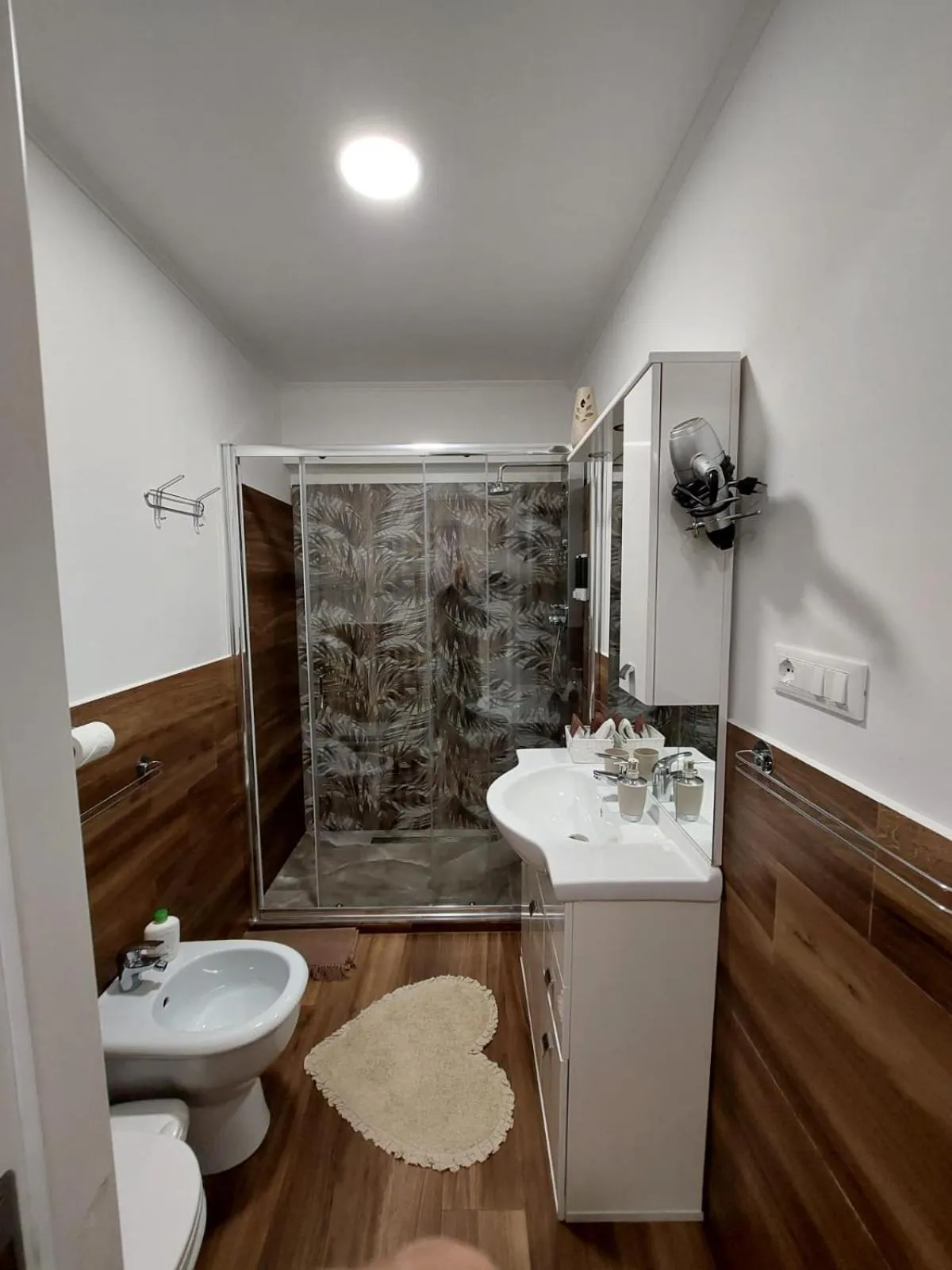 Bathroom in Freedom Love B&B