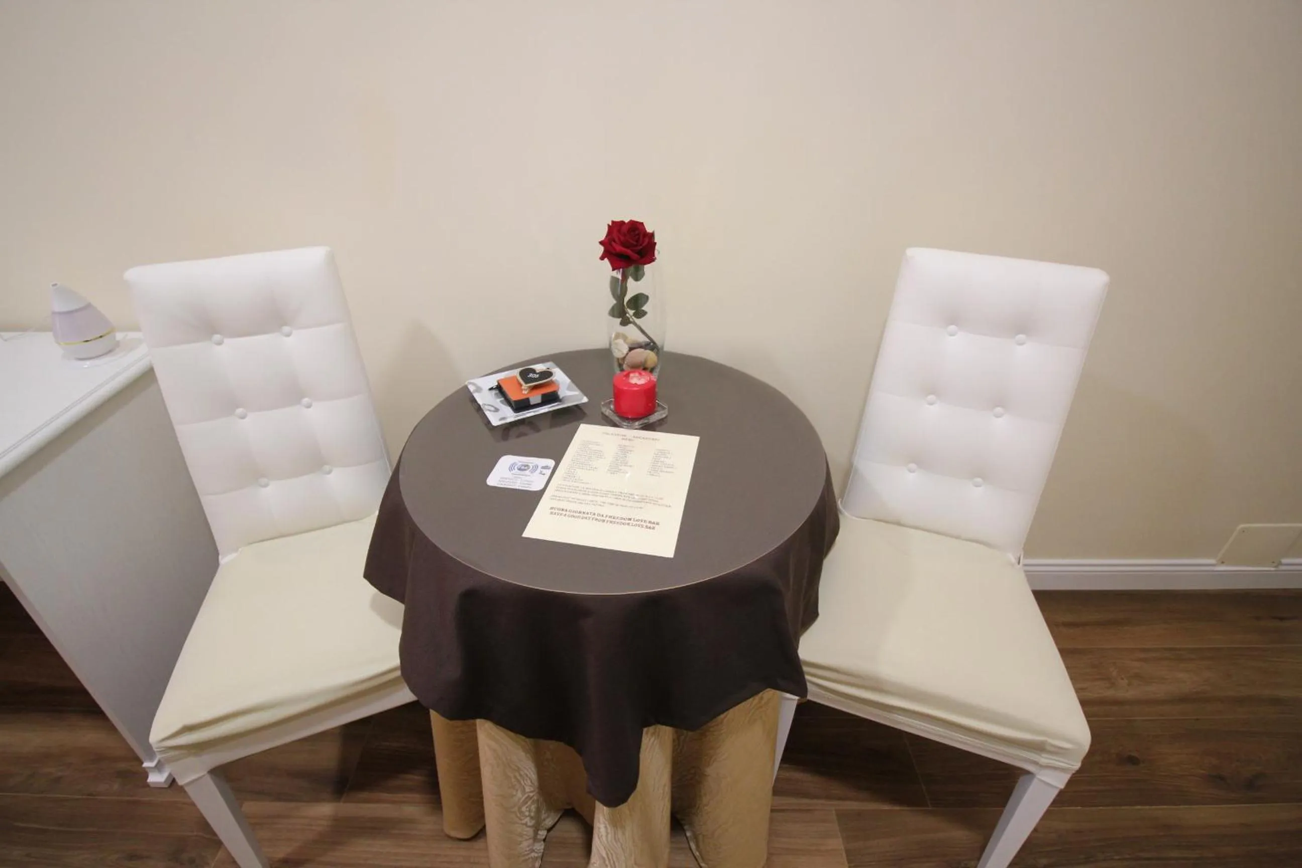 Decorative detail in Freedom Love B&B