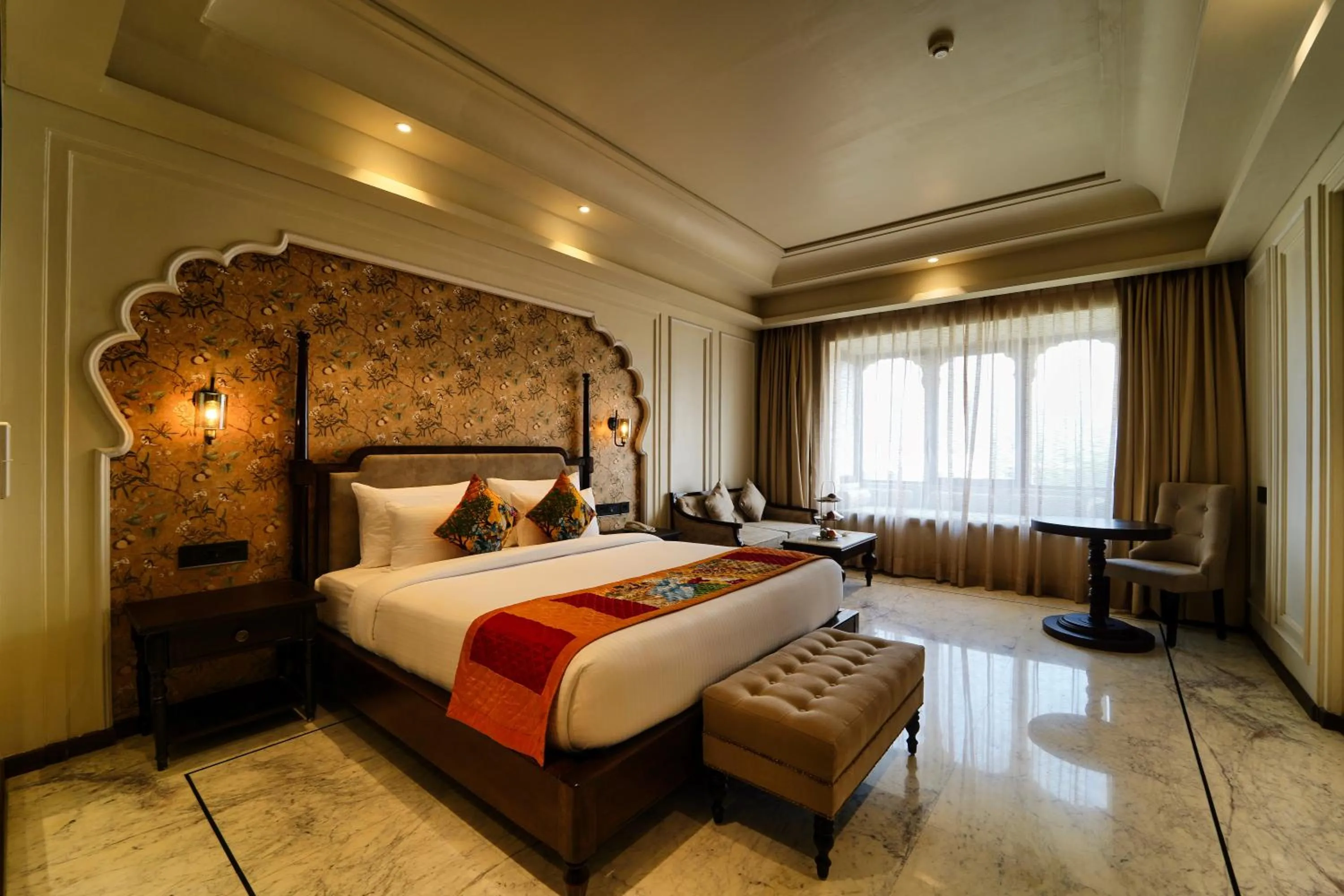 Bedroom, Bed in Sahdev Bagh