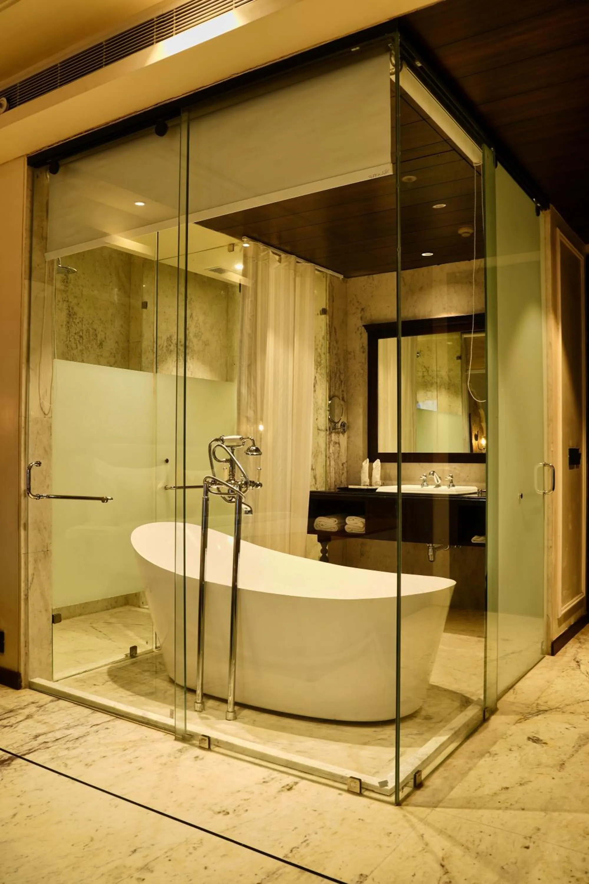 Bathroom in Sahdev Bagh