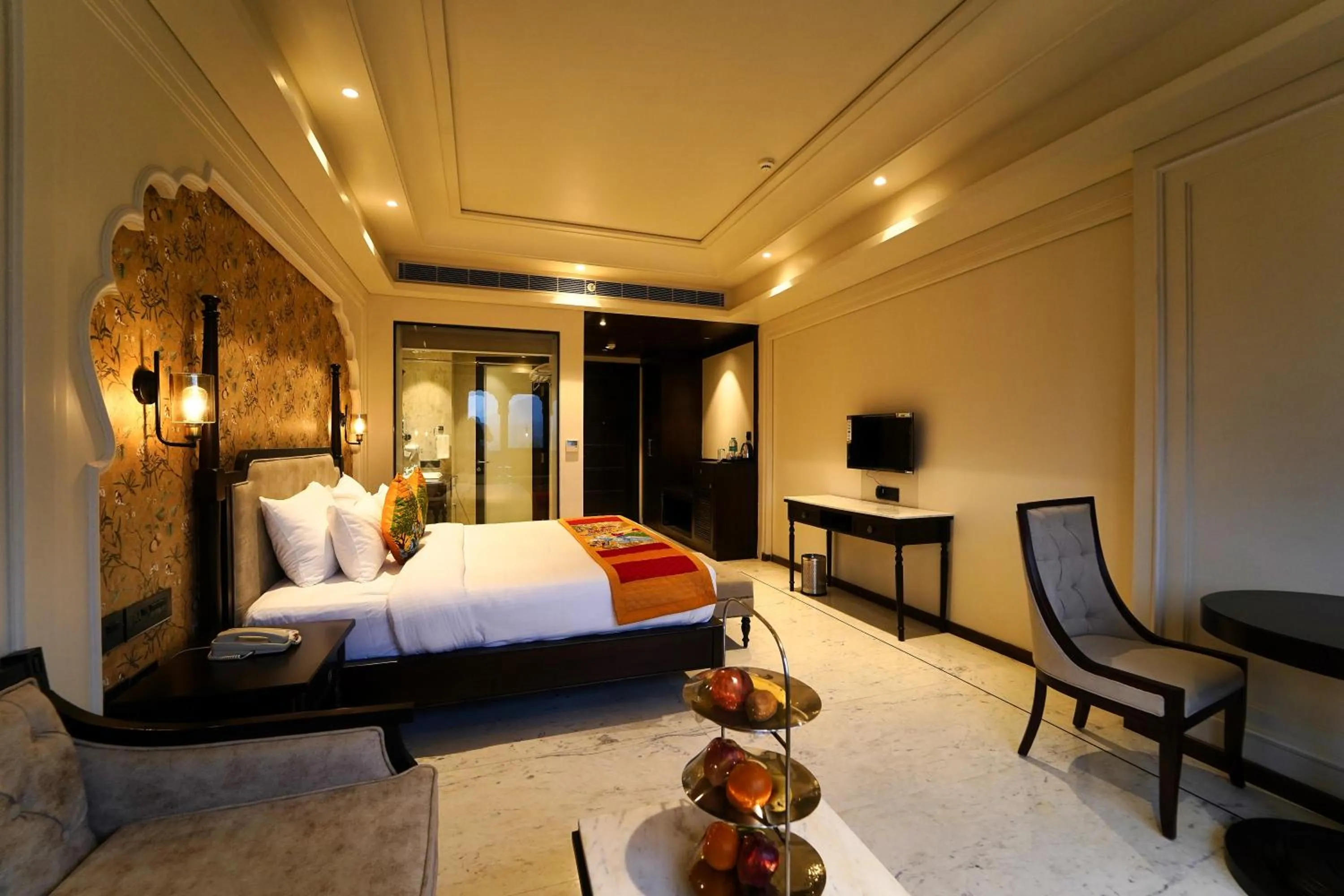 Photo of the whole room, Bed in Sahdev Bagh