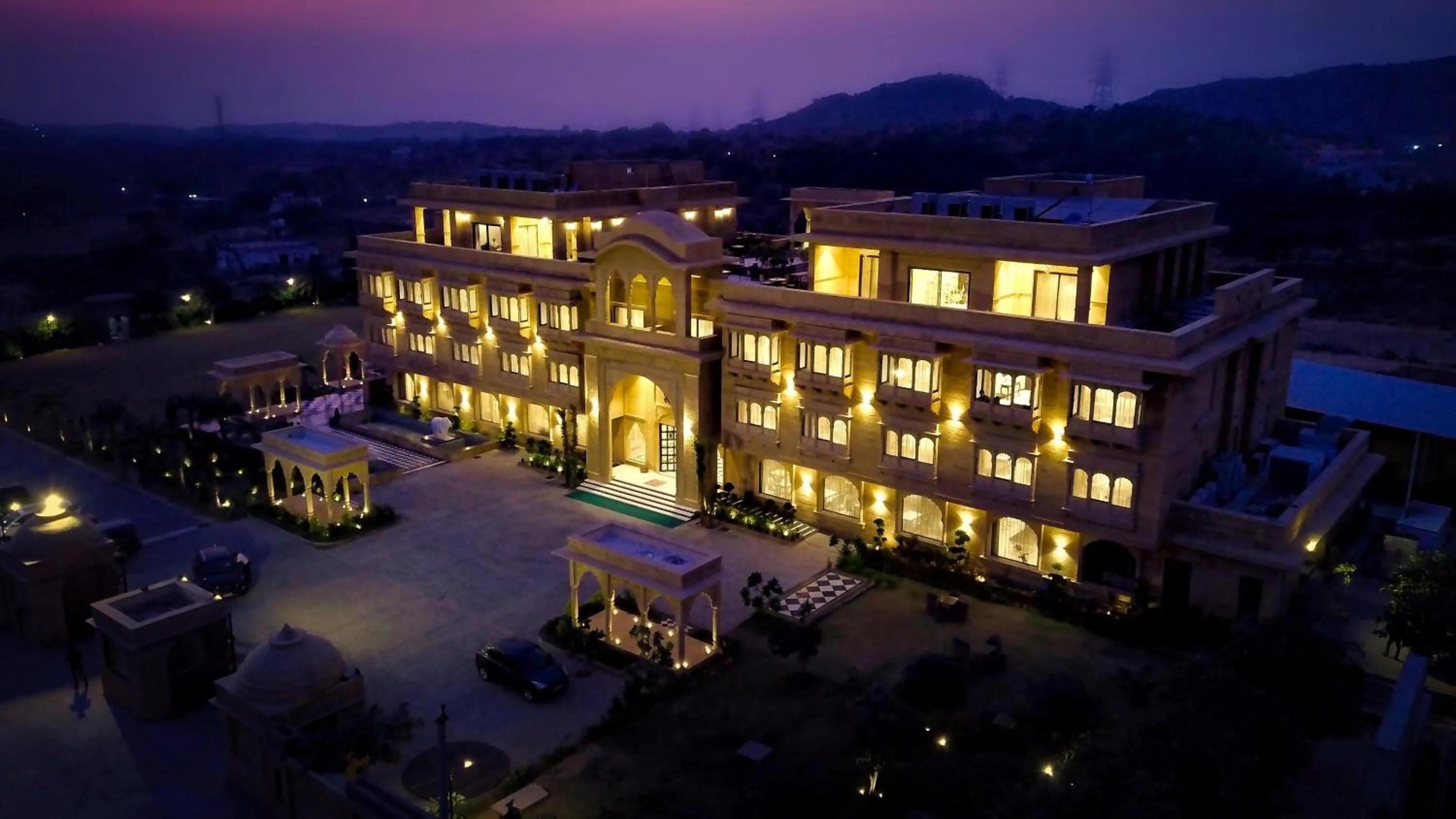 Property building in Sahdev Bagh