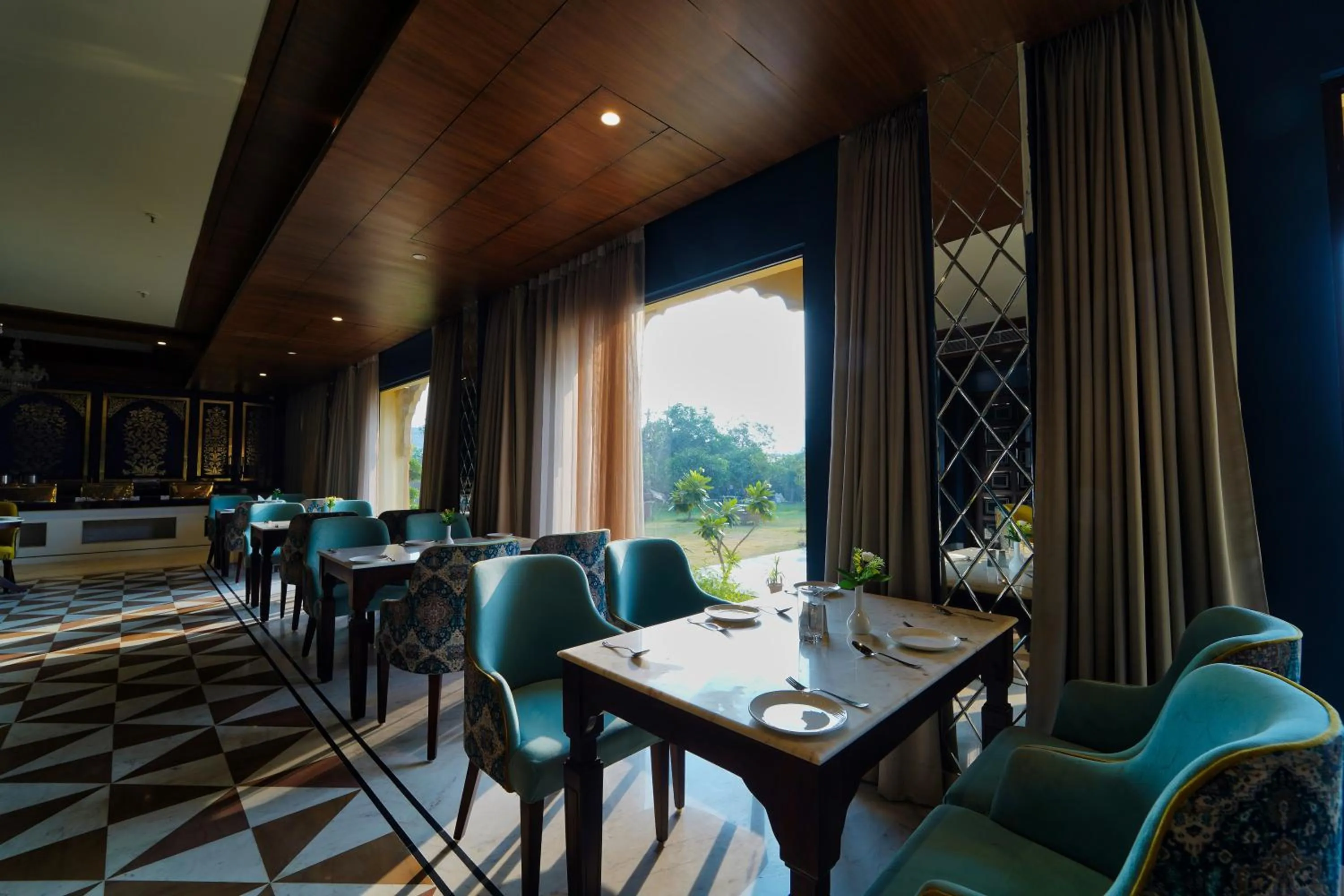 Restaurant/places to eat in Sahdev Bagh