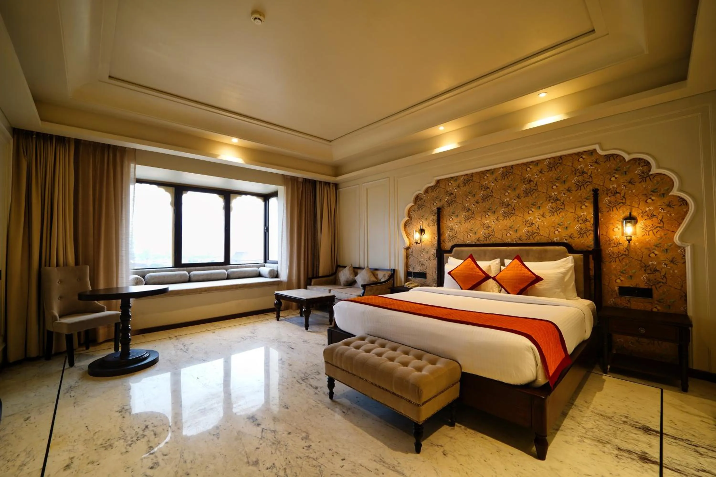 Photo of the whole room, Bed in Sahdev Bagh