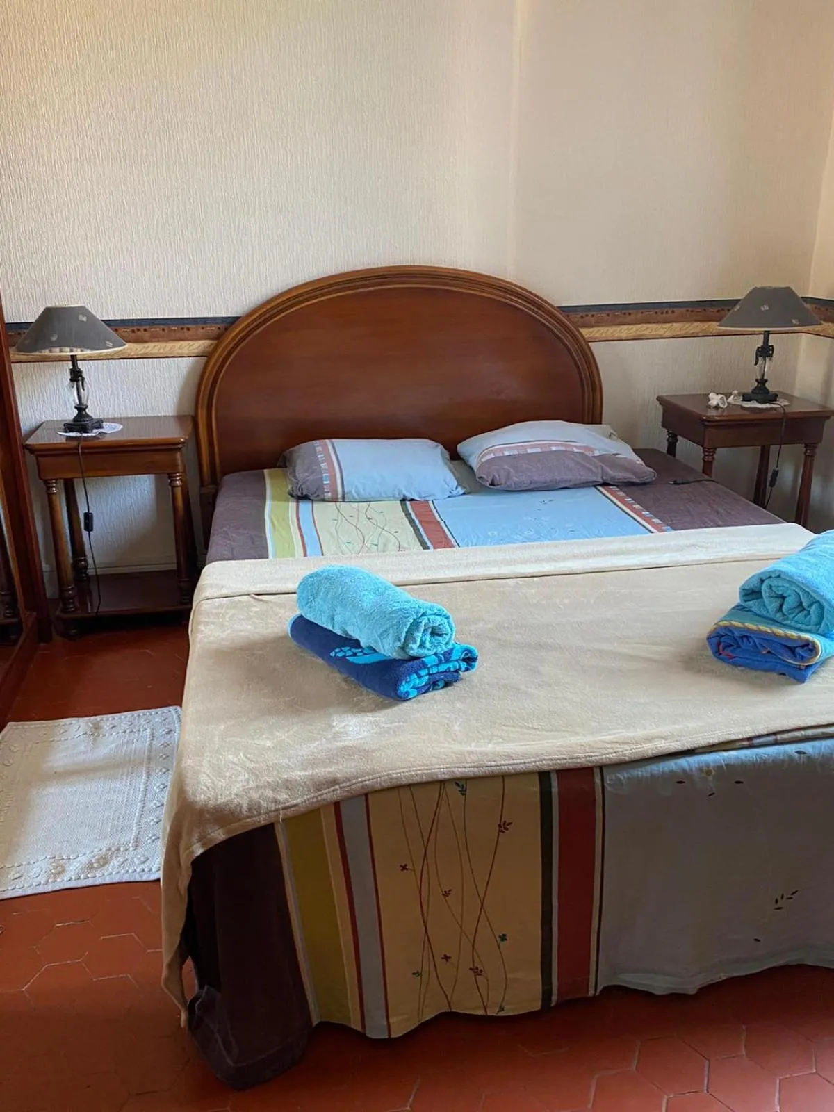 Bed in Villa-Gaby villa entière et piscine