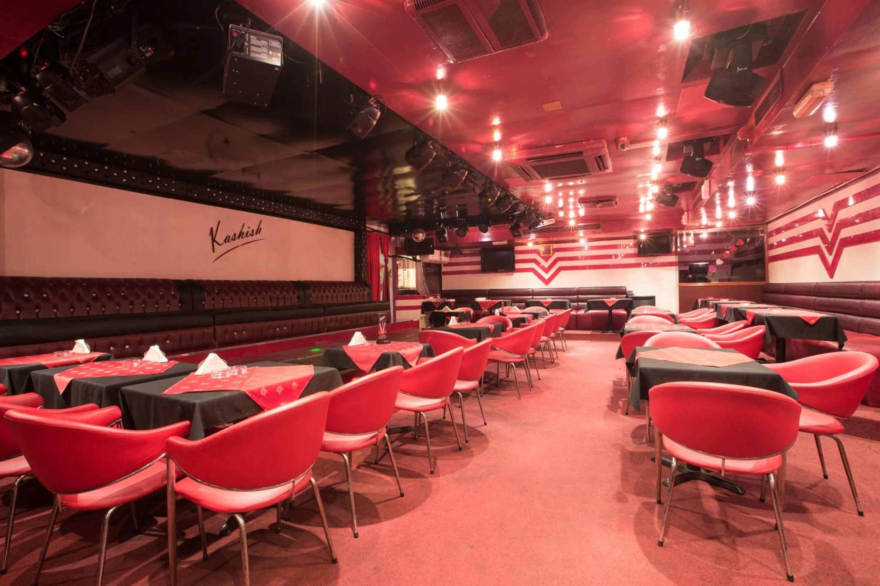 Night in York International Hotel