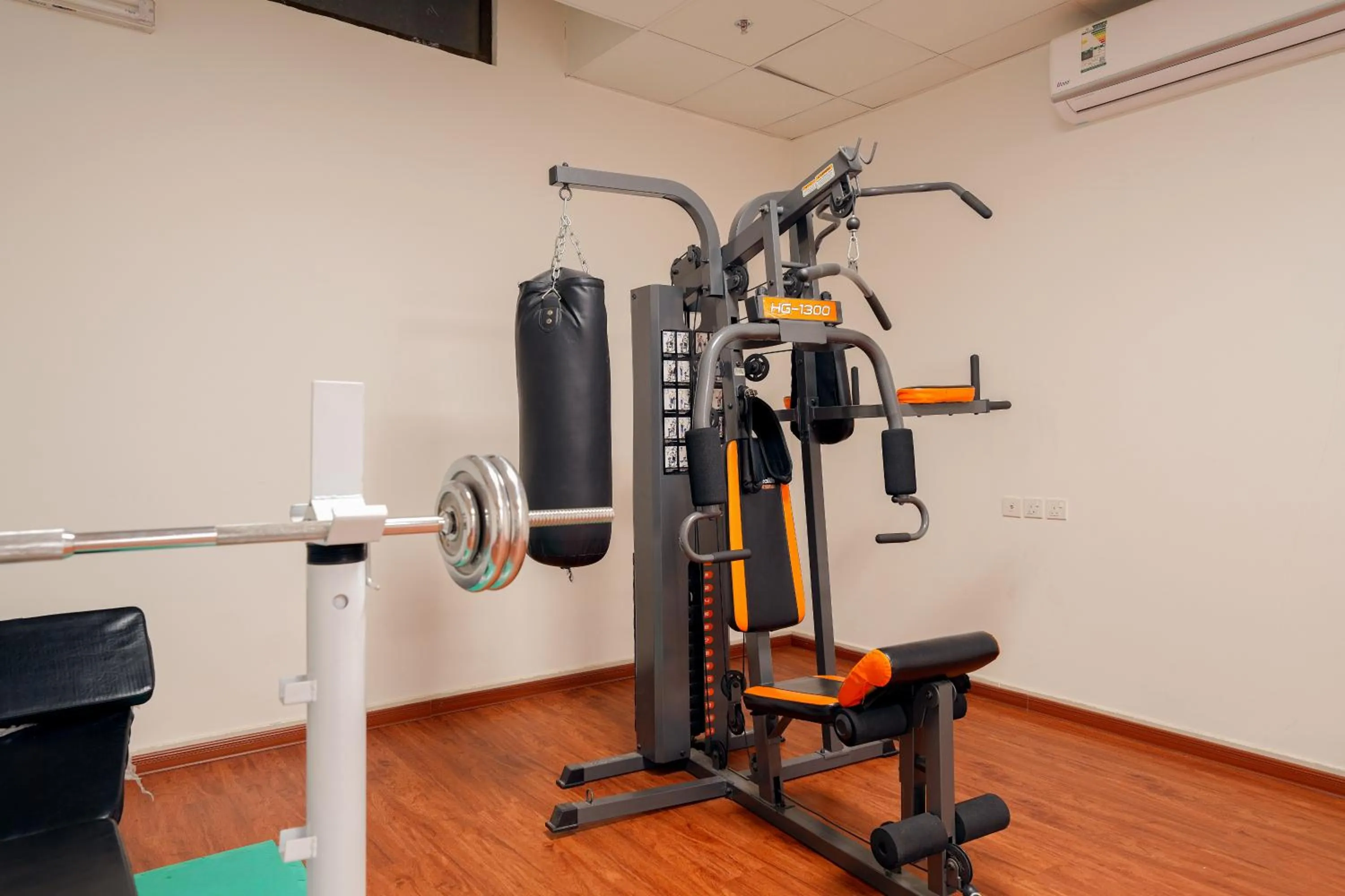 Fitness centre/facilities in Celine Home Serviced Apartment Al Malqa