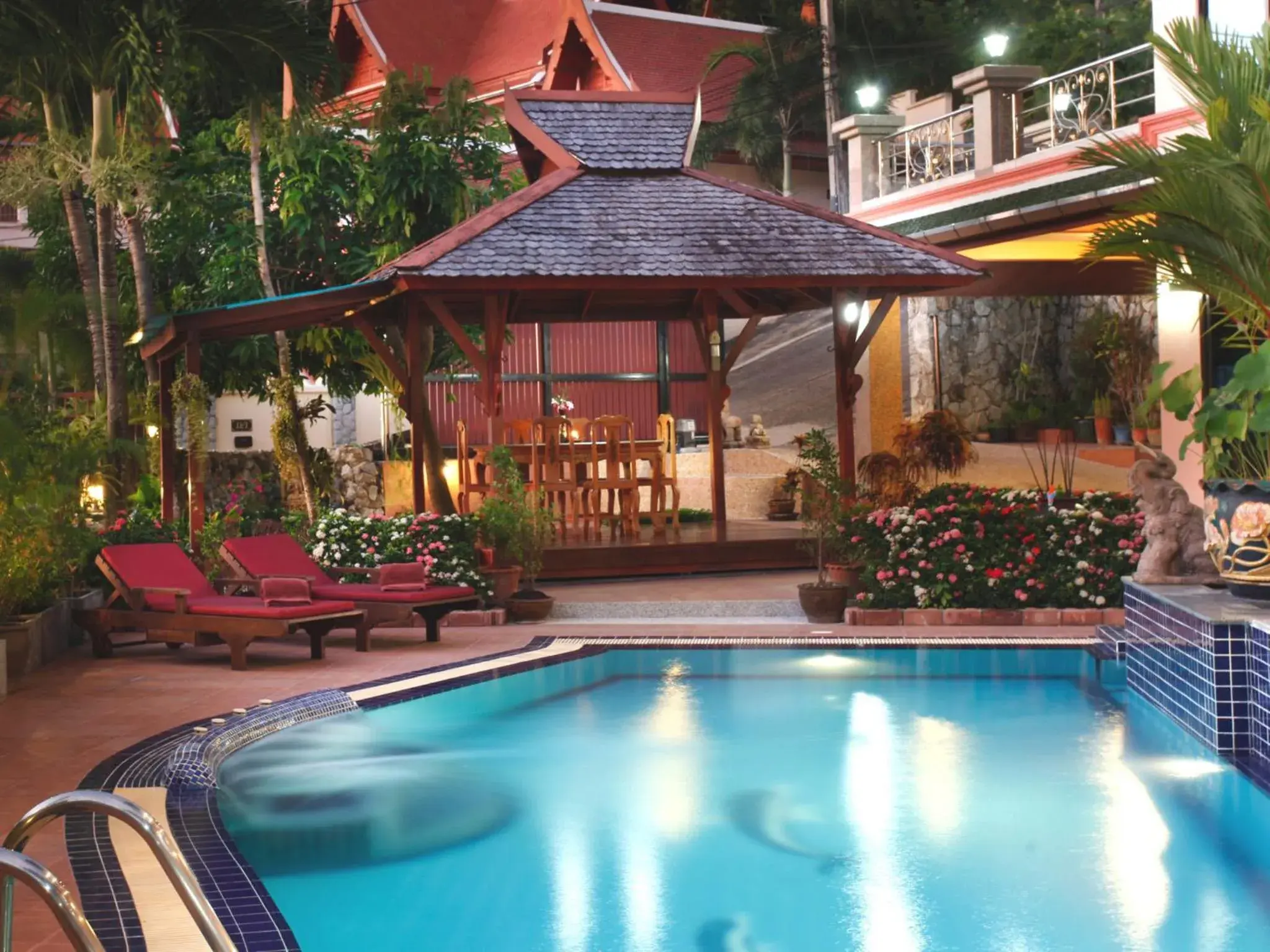 Swimming pool in Kata Sea View Villas Swimming pool in Kata Sea View Villas