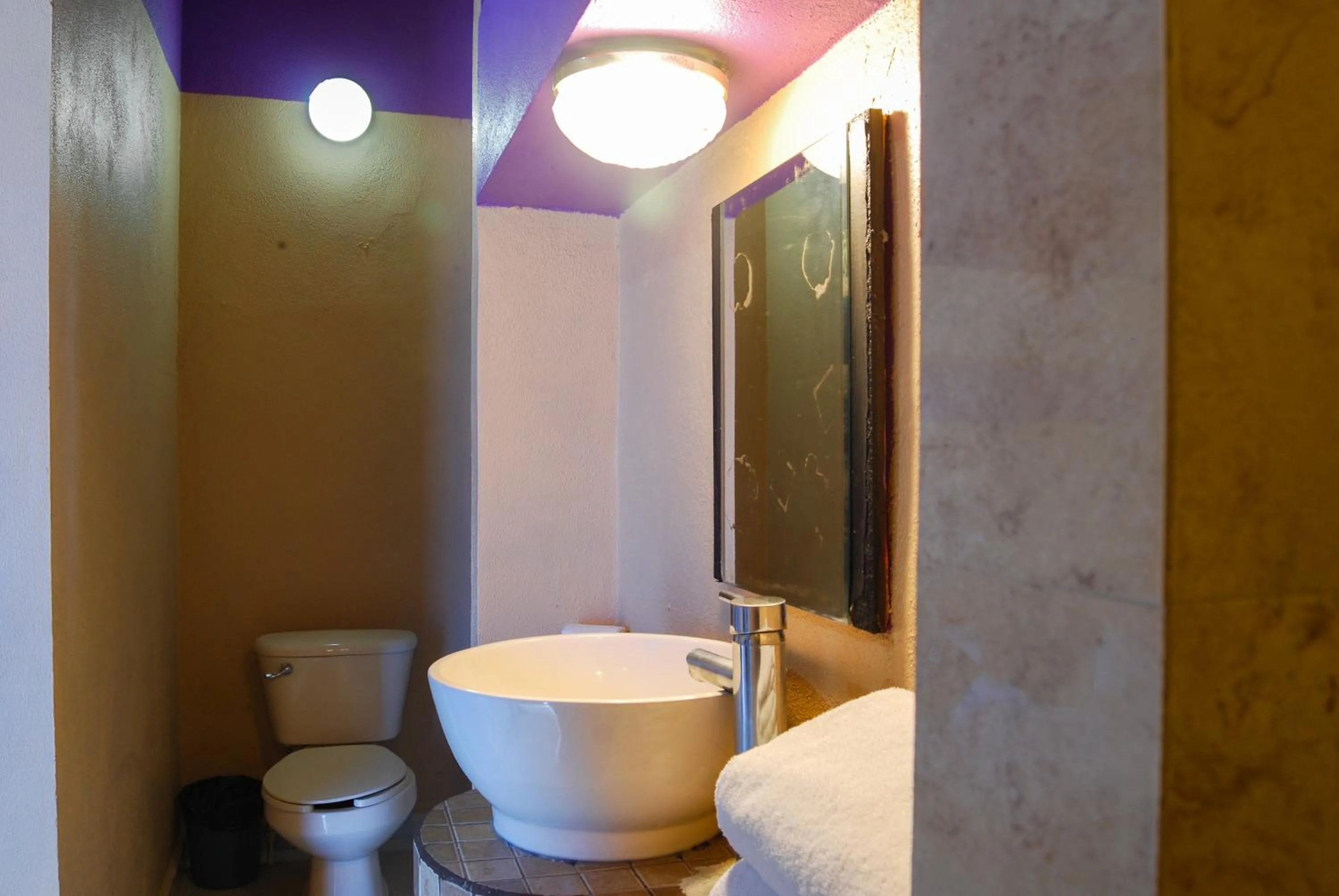 Toilet in Hotel Platino