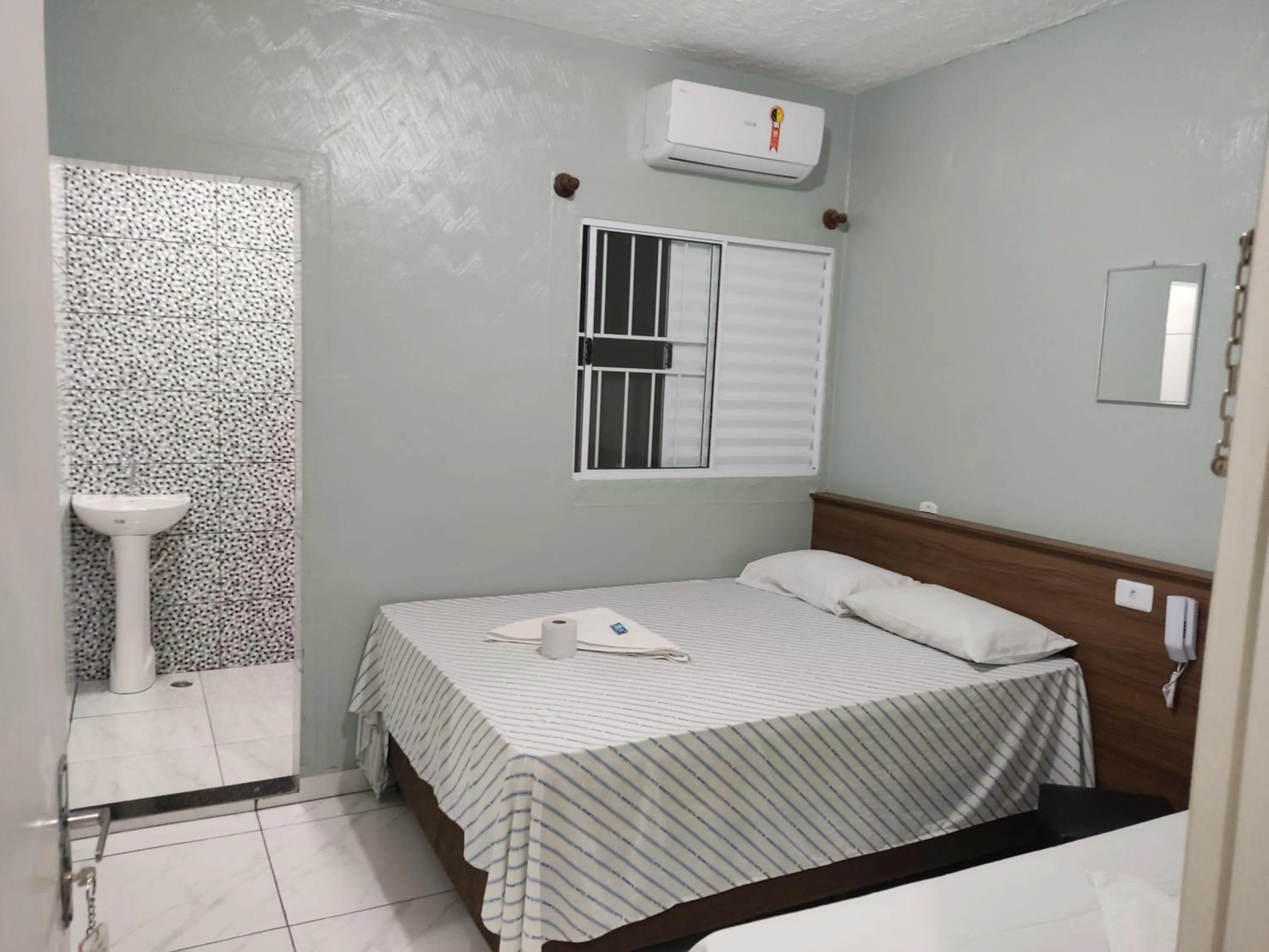 Bed in Hotel Novo Santa Cruz