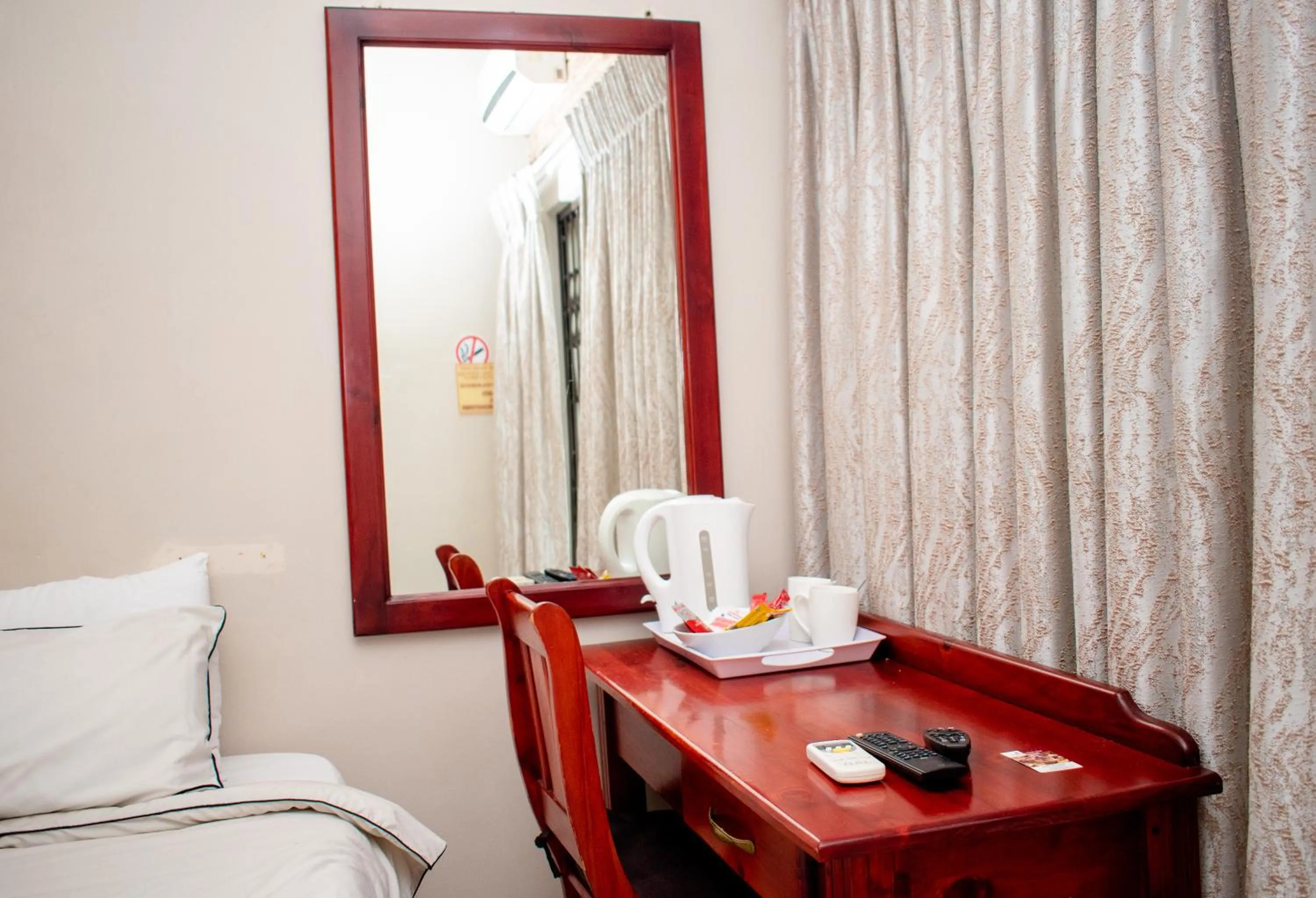 Bed in Ekhaya Lodge