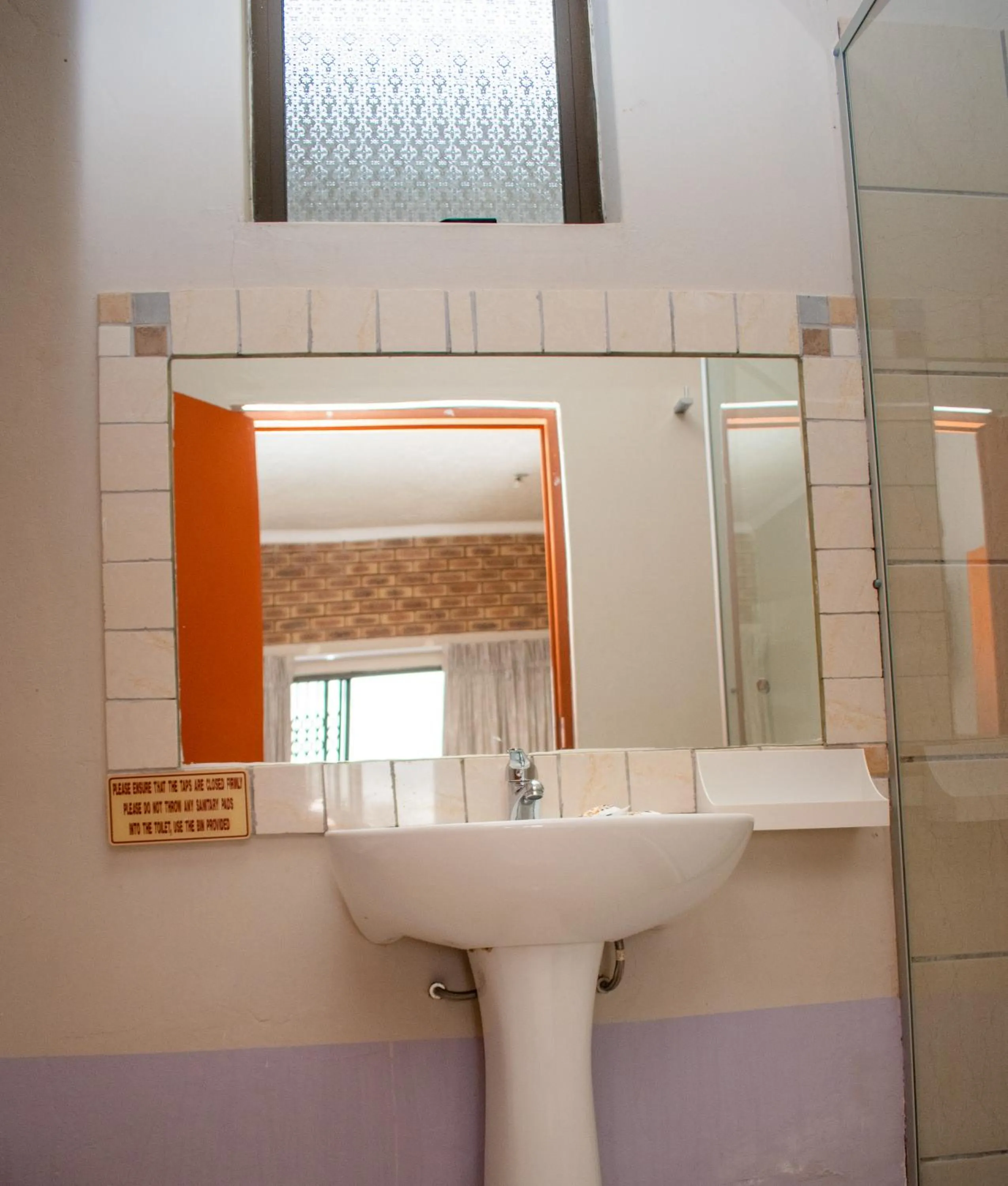 Bathroom in Ekhaya Lodge