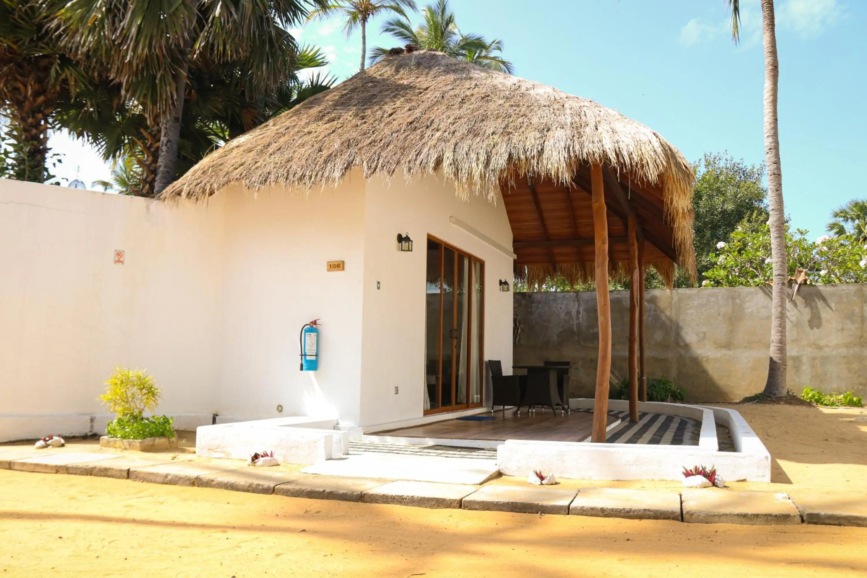 Day in The Blue Lagoon Resort Kalpitiya