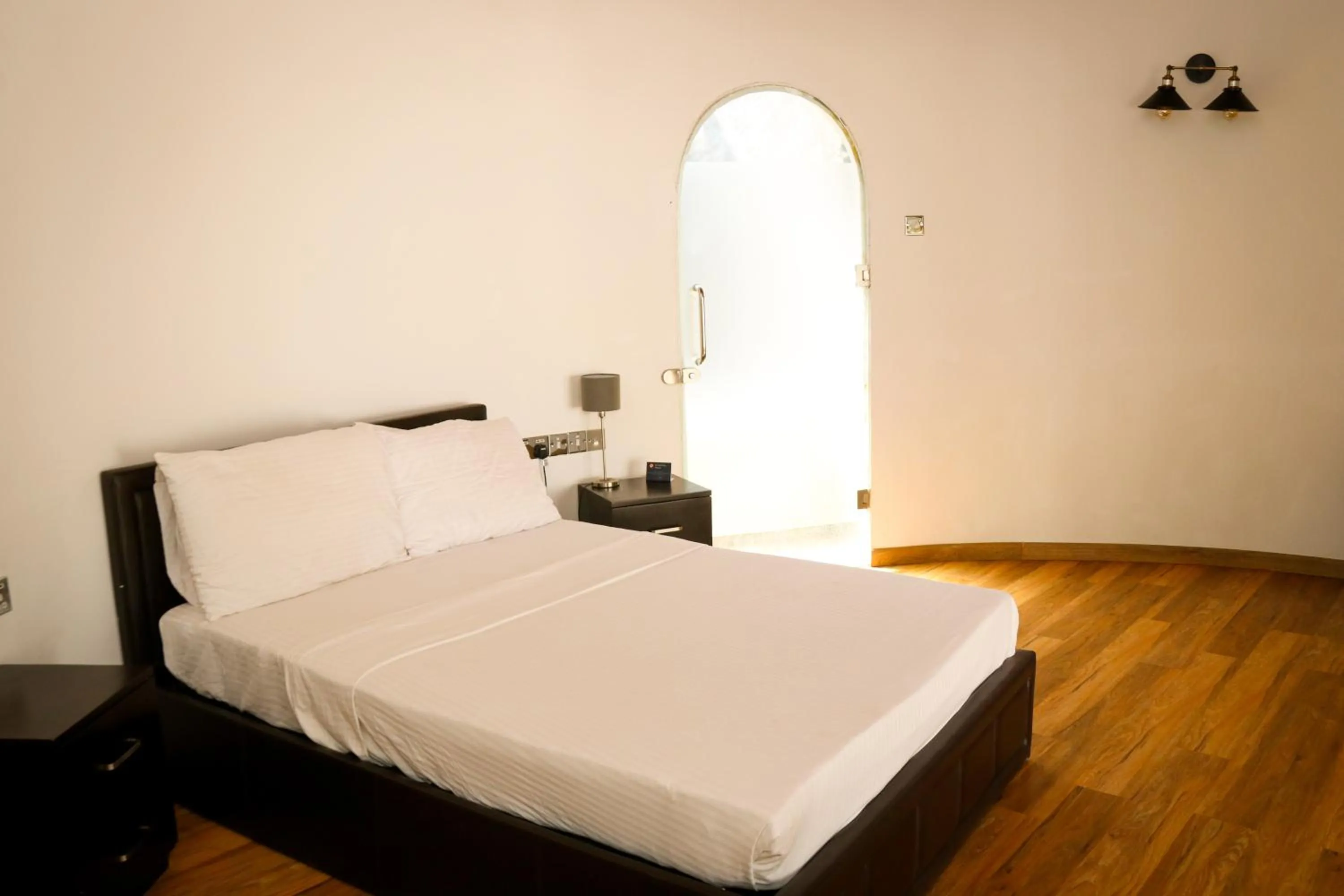 Bed in The Blue Lagoon Resort Kalpitiya