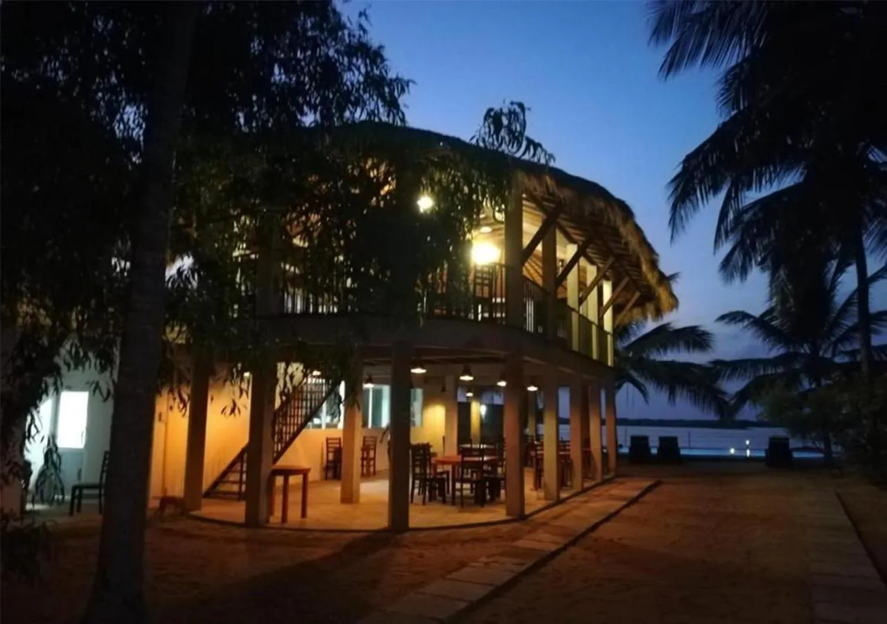 Restaurant/places to eat in The Blue Lagoon Resort Kalpitiya