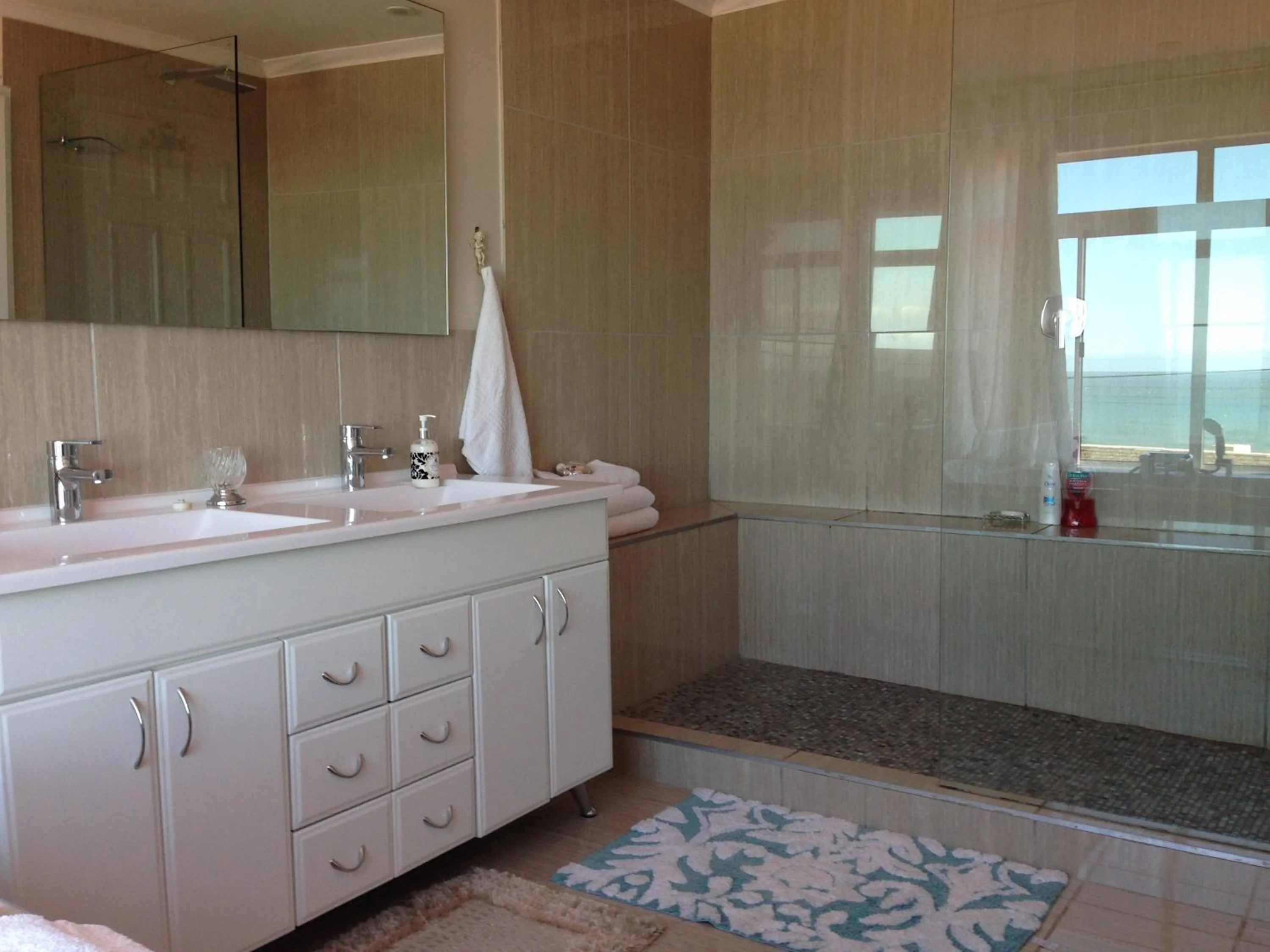 Bathroom in Ocean Dreams B&B