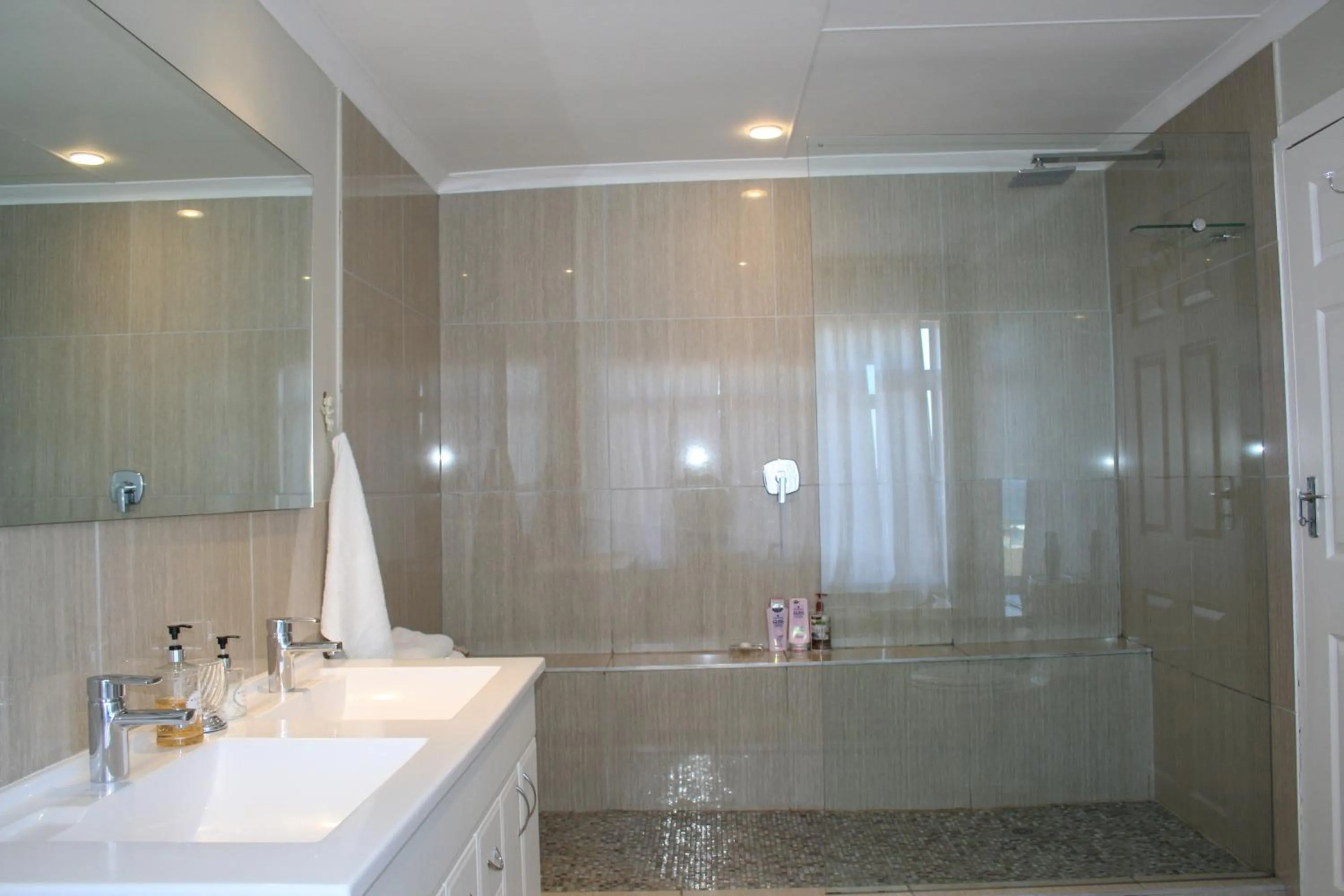 Bathroom in Ocean Dreams B&B