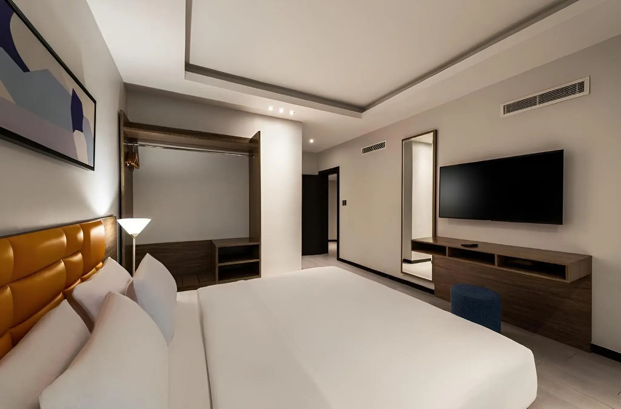 Bed in HDB Al Khobar Resort & Spa Bed in HDB Al Khobar Resort & Spa