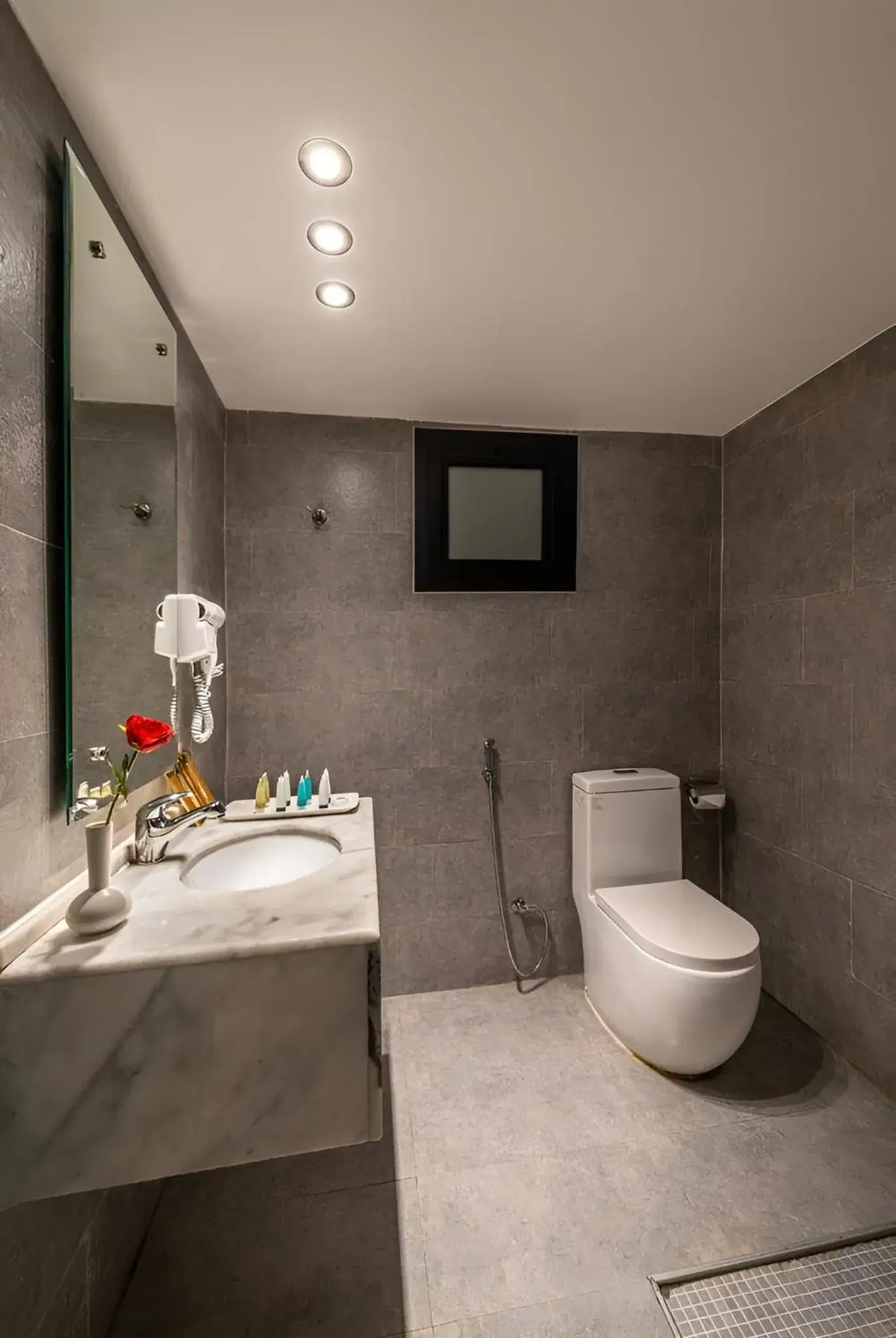 Bathroom in HDB Al Khobar Resort & Spa Bathroom in HDB Al Khobar Resort & Spa