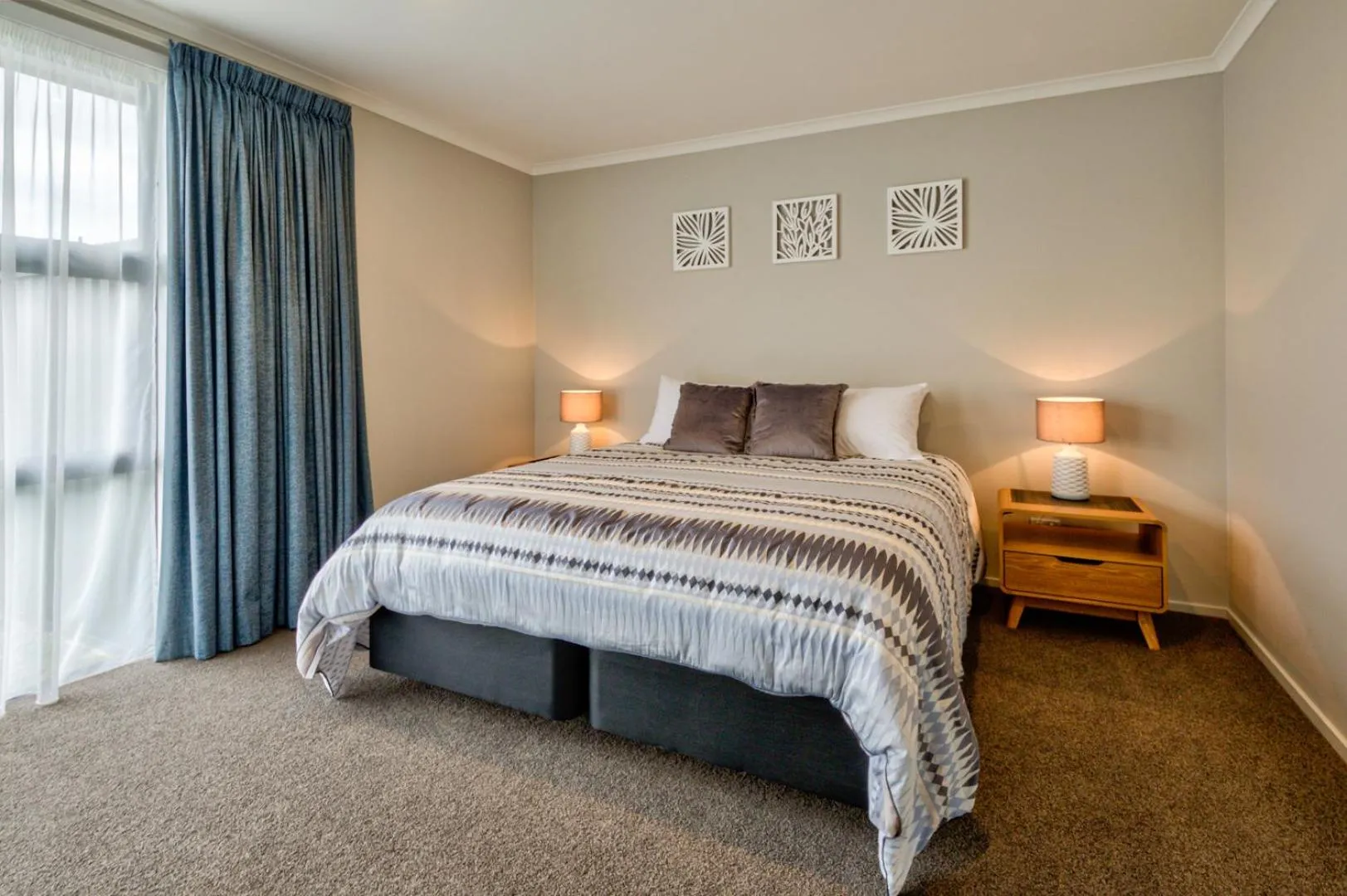 Bed in Annies on Milford