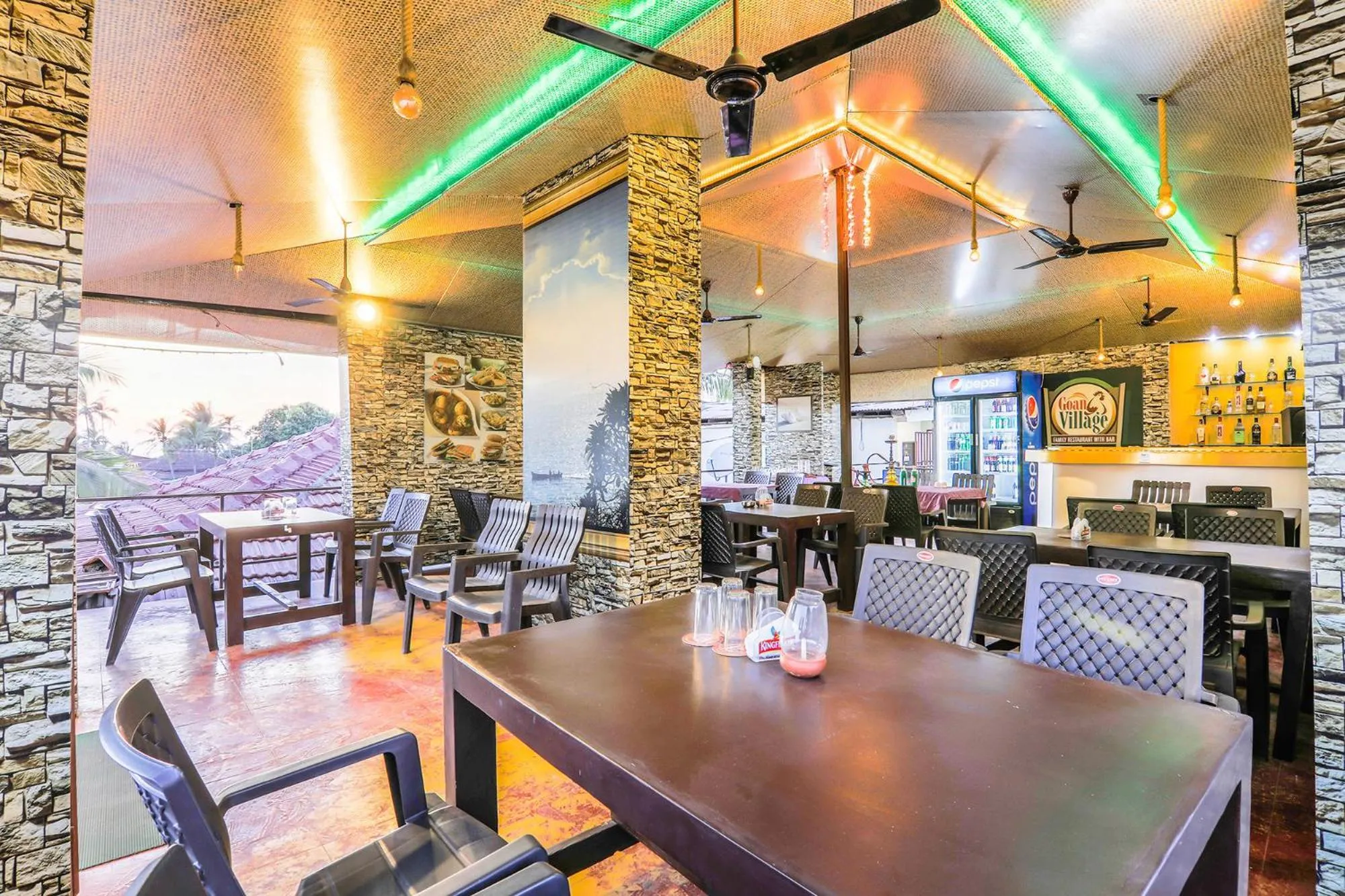 Restaurant/places to eat in FabExpress Victoria With Pool - Nr Baga Beach