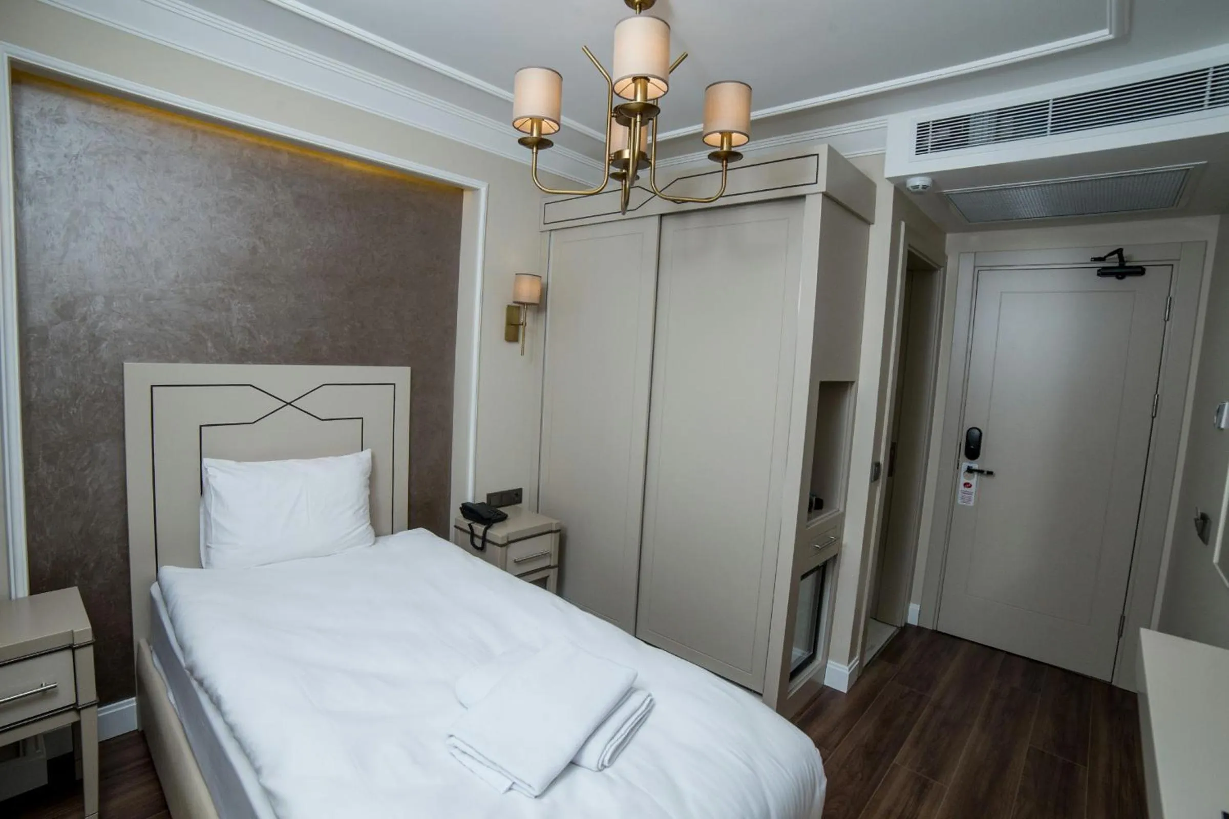 Photo of the whole room, Bed in The Charm Hotel - Old City