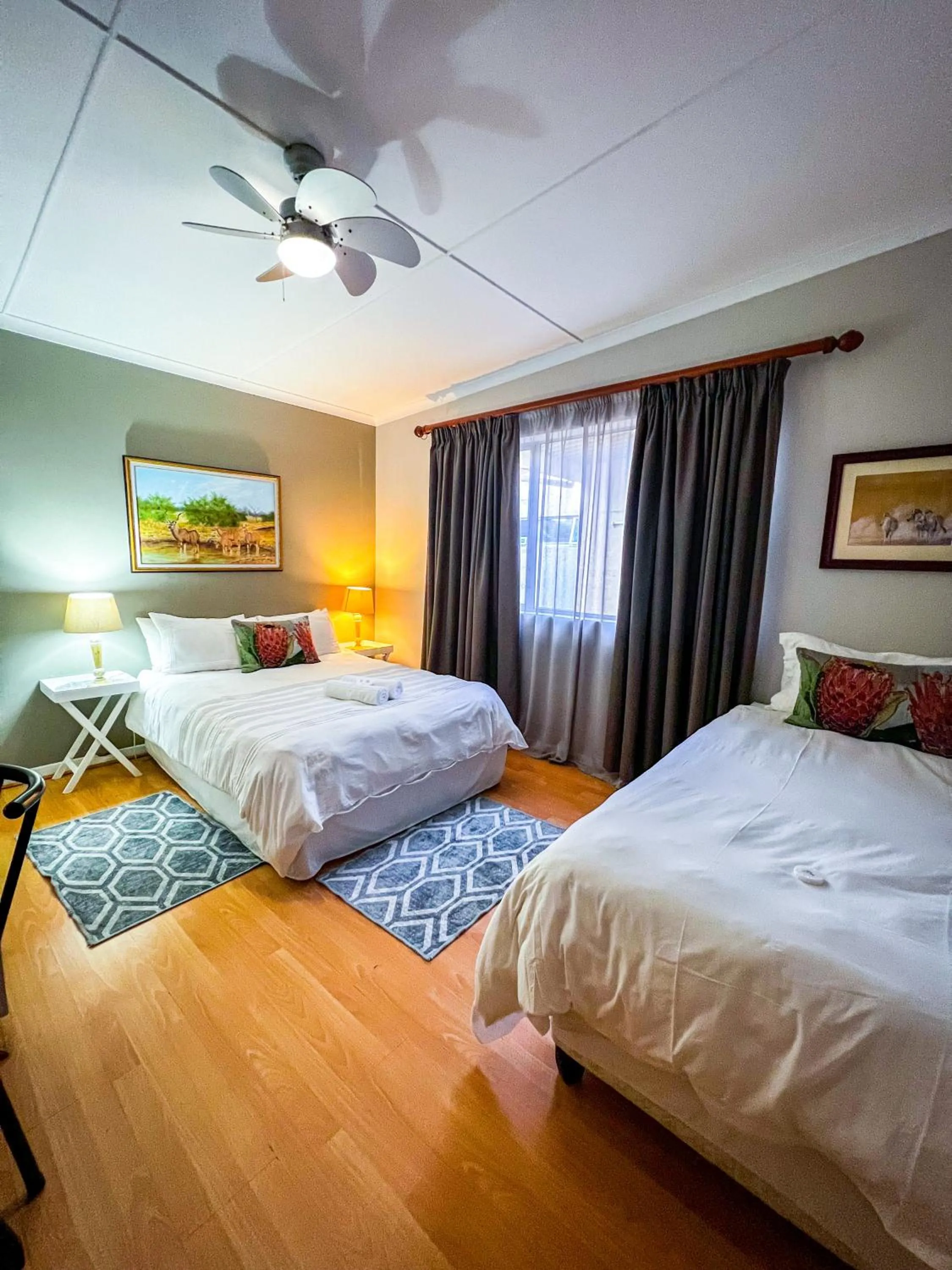 Family, Bed in Goulden Street Guest House