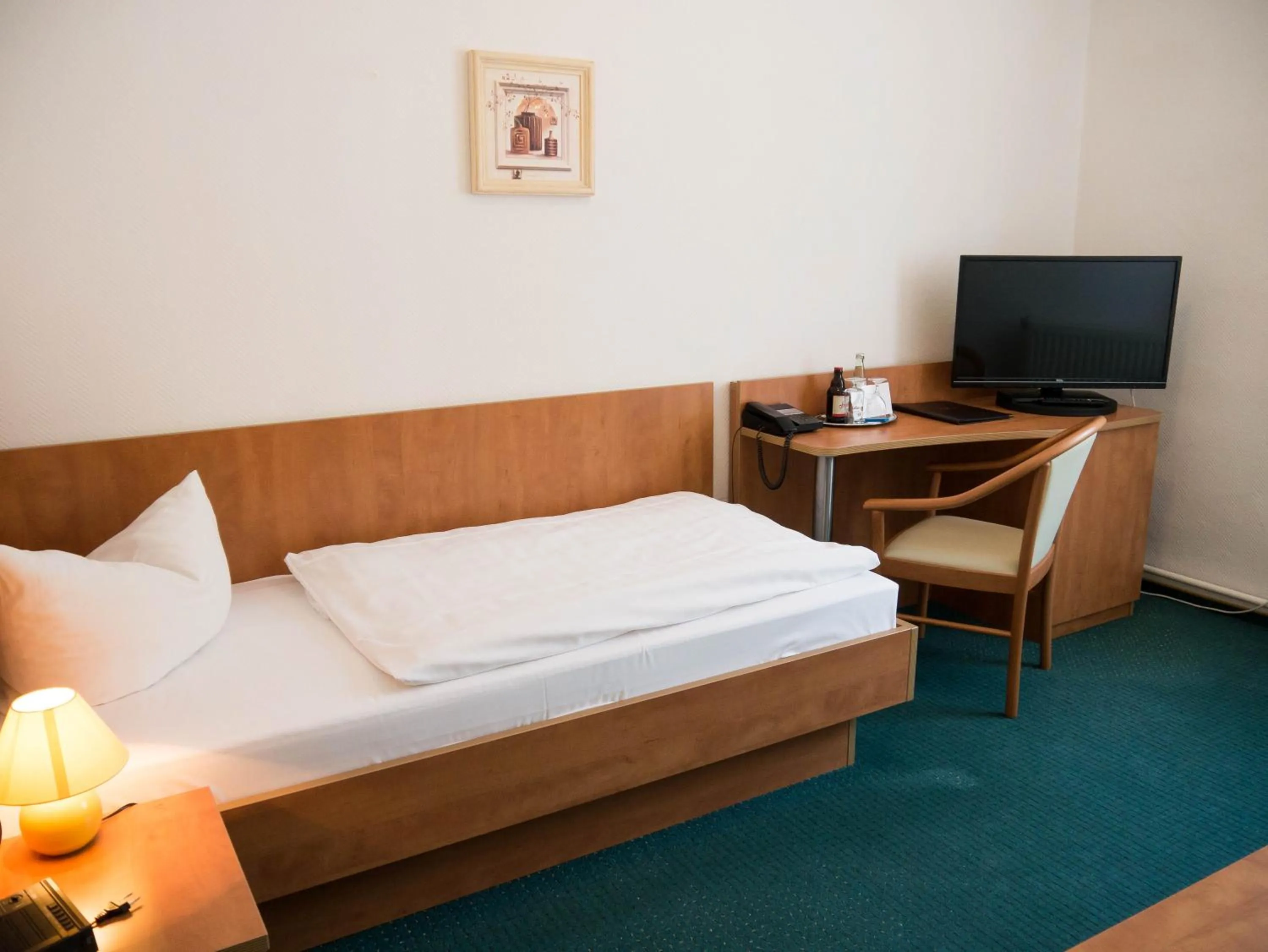 Bedroom, Bed in Wald-Hotel