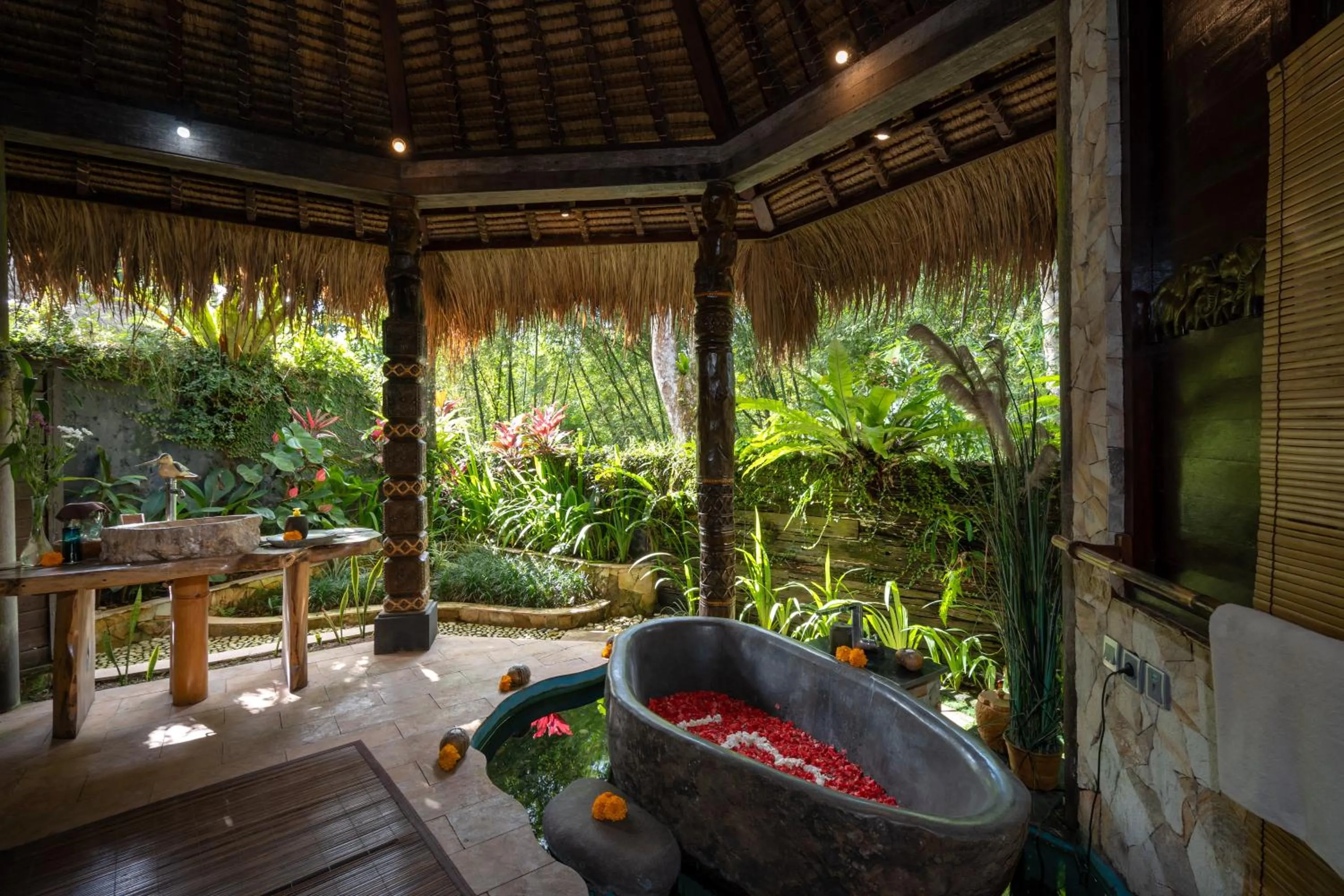 Bathroom in Kupu Kupu Private Villa