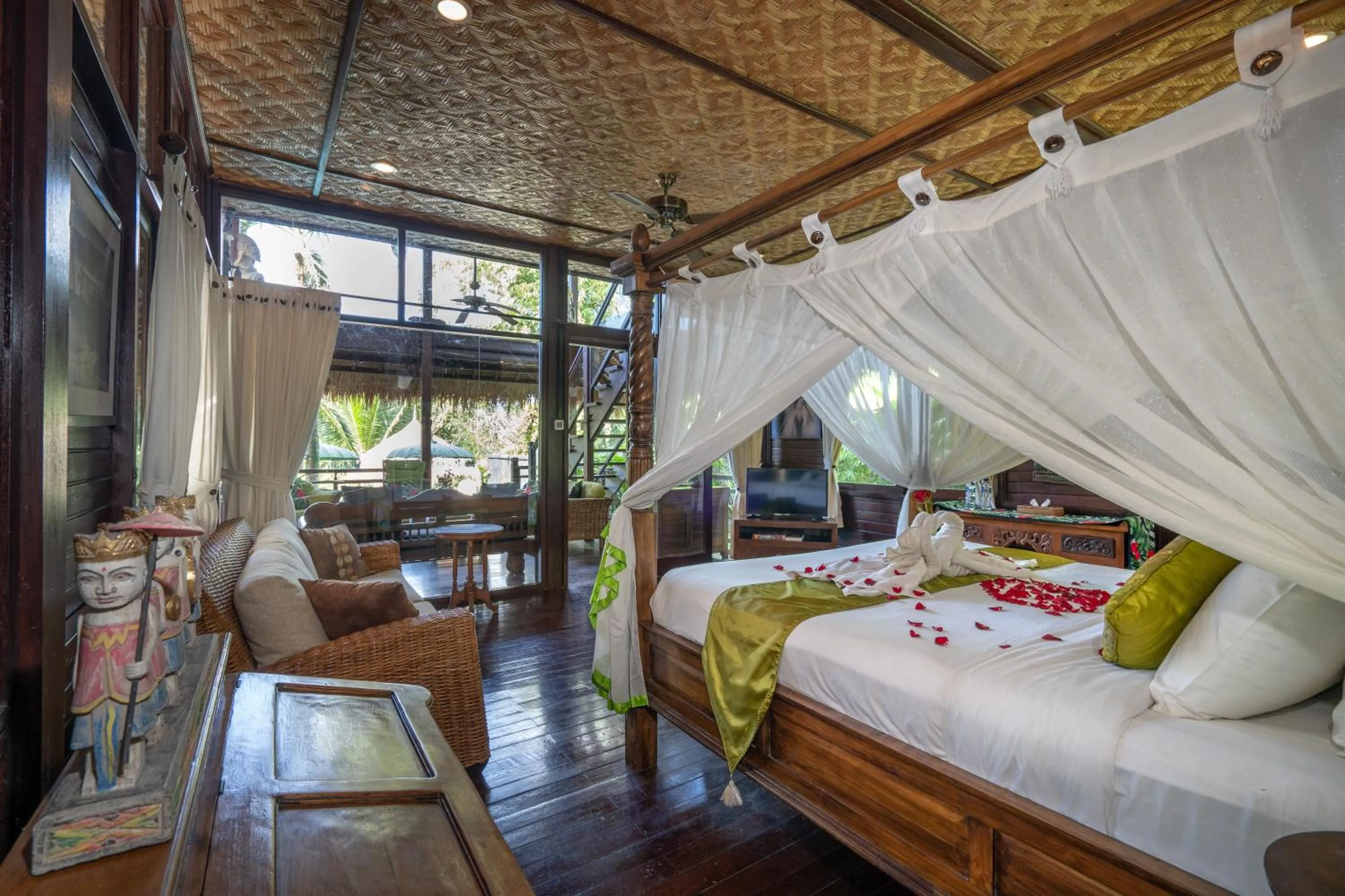 Photo of the whole room, Bed in Kupu Kupu Private Villa