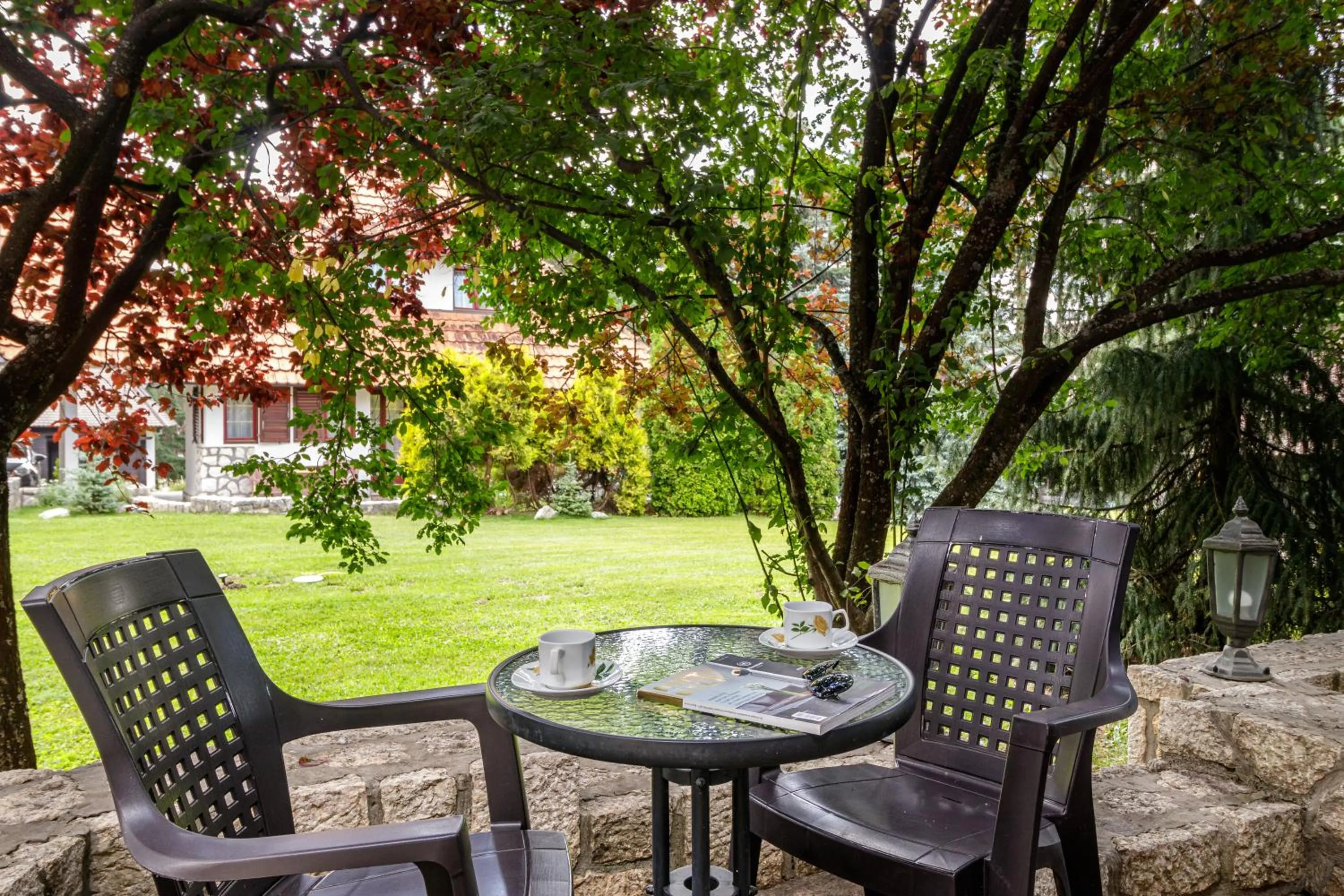 Spring in KRALjEVI KONACI ZLATIBOR